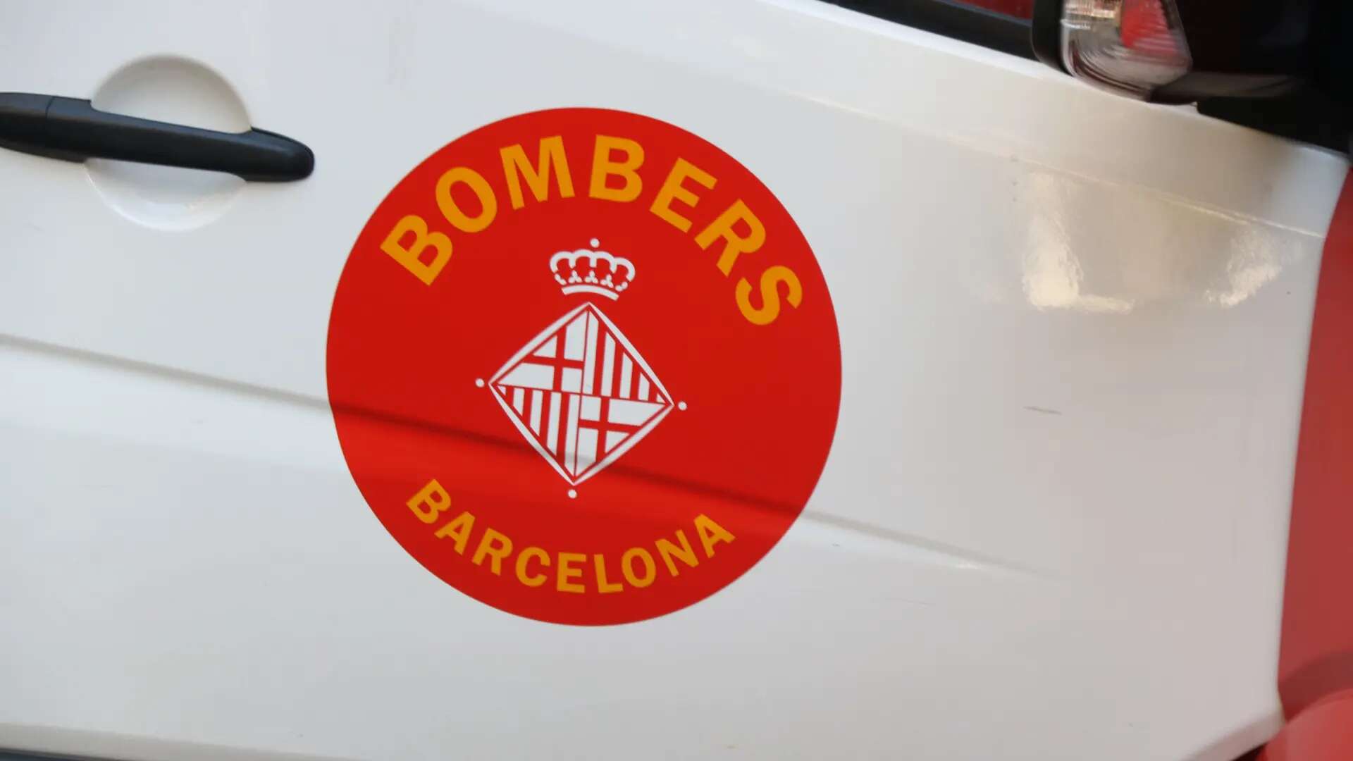 Los Bombers de Barcelona registran 1.800 incendios de vivienda en 2024 y avisan de un aumento de fuegos por baterías de patinetes