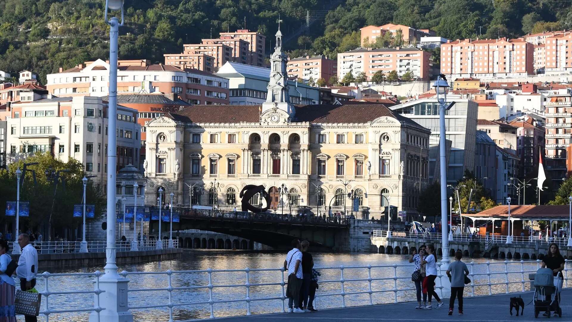 Este es el pueblo más barato para comprarse una casa a menos de 15 minutos en coche de Bilbao