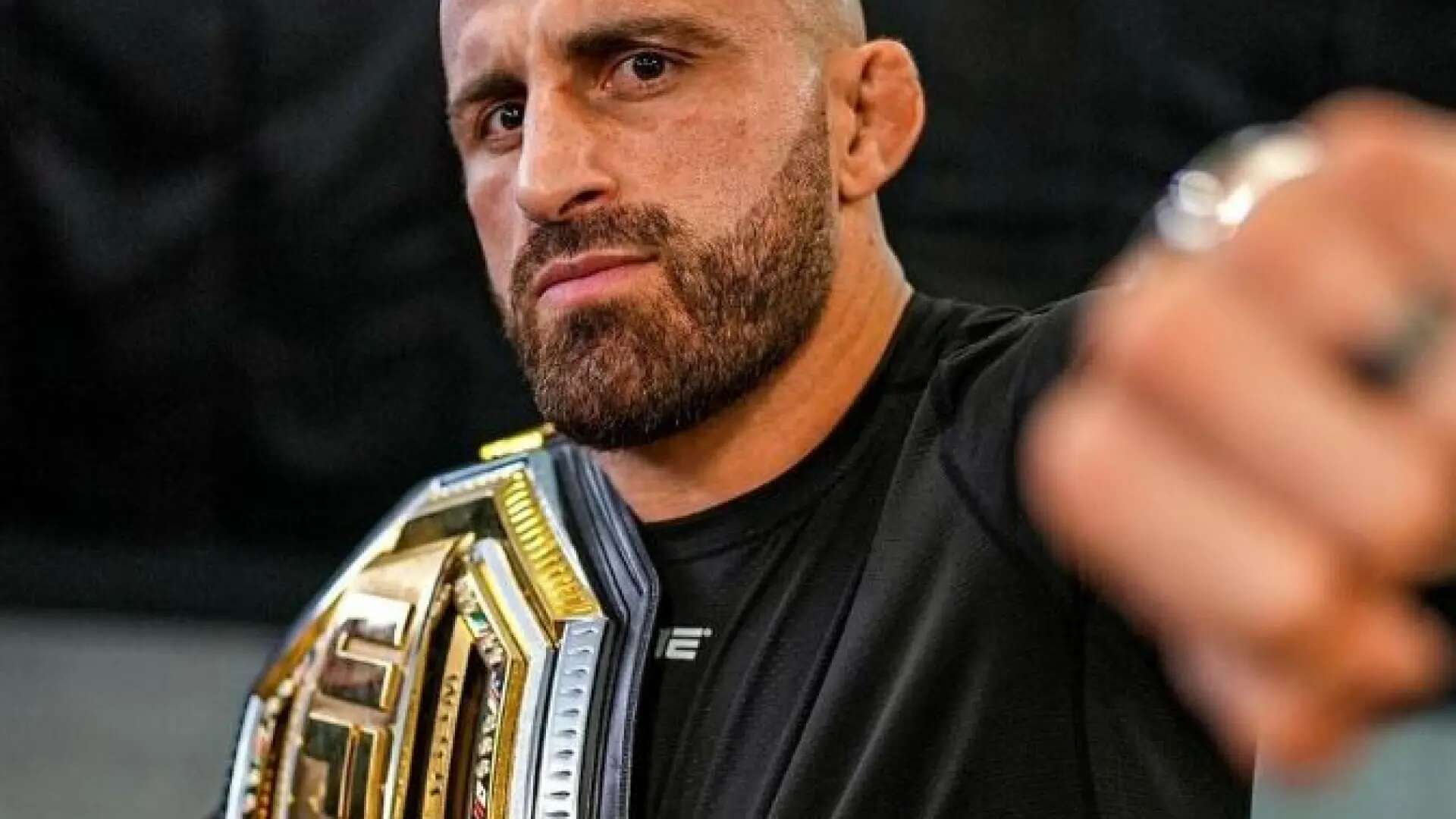 Volkanovski da su favorito para la pelea por el cinturón del peso pluma: 