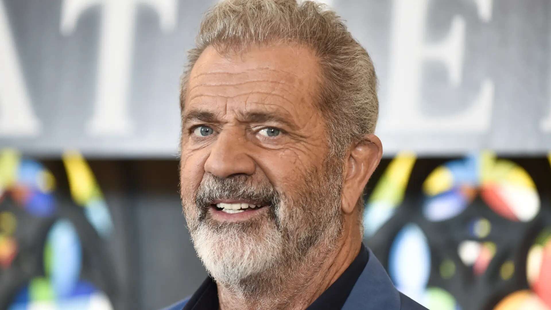 Mel Gibson, todo un adicto a la UFC : 