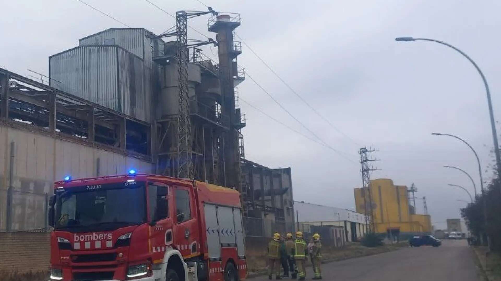 Dos heridos tras una descarga eléctrica mientras trabajaban en Tortosa