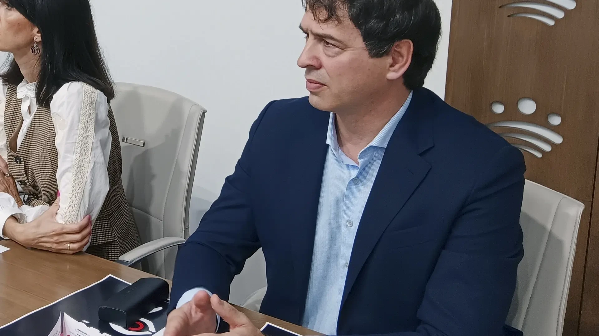 La jueza vuelve a citar al hermano de Sánchez tras hallar un correo del director del conservatorio con el asunto 