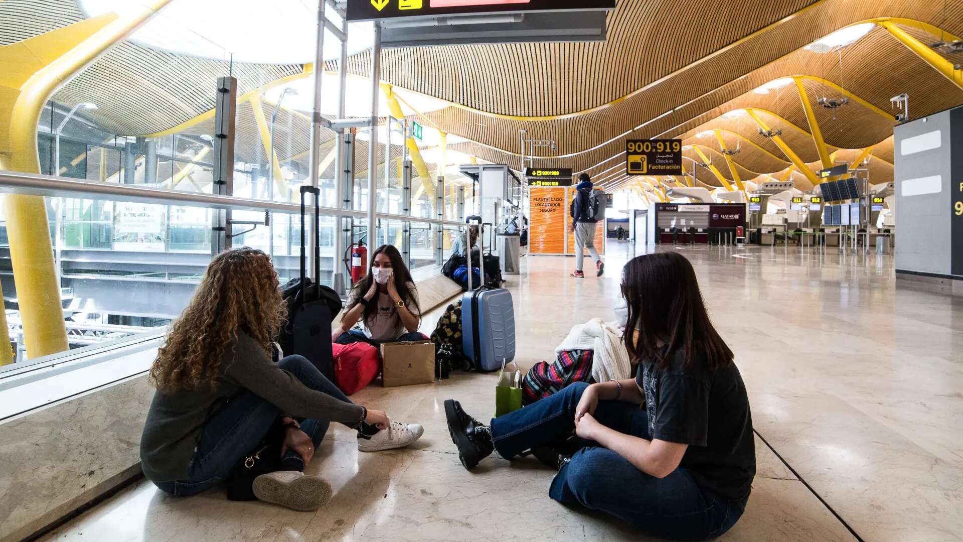 Los jóvenes de 18 a 30 años de Madrid podrán viajar de voluntarios a una veintena de países