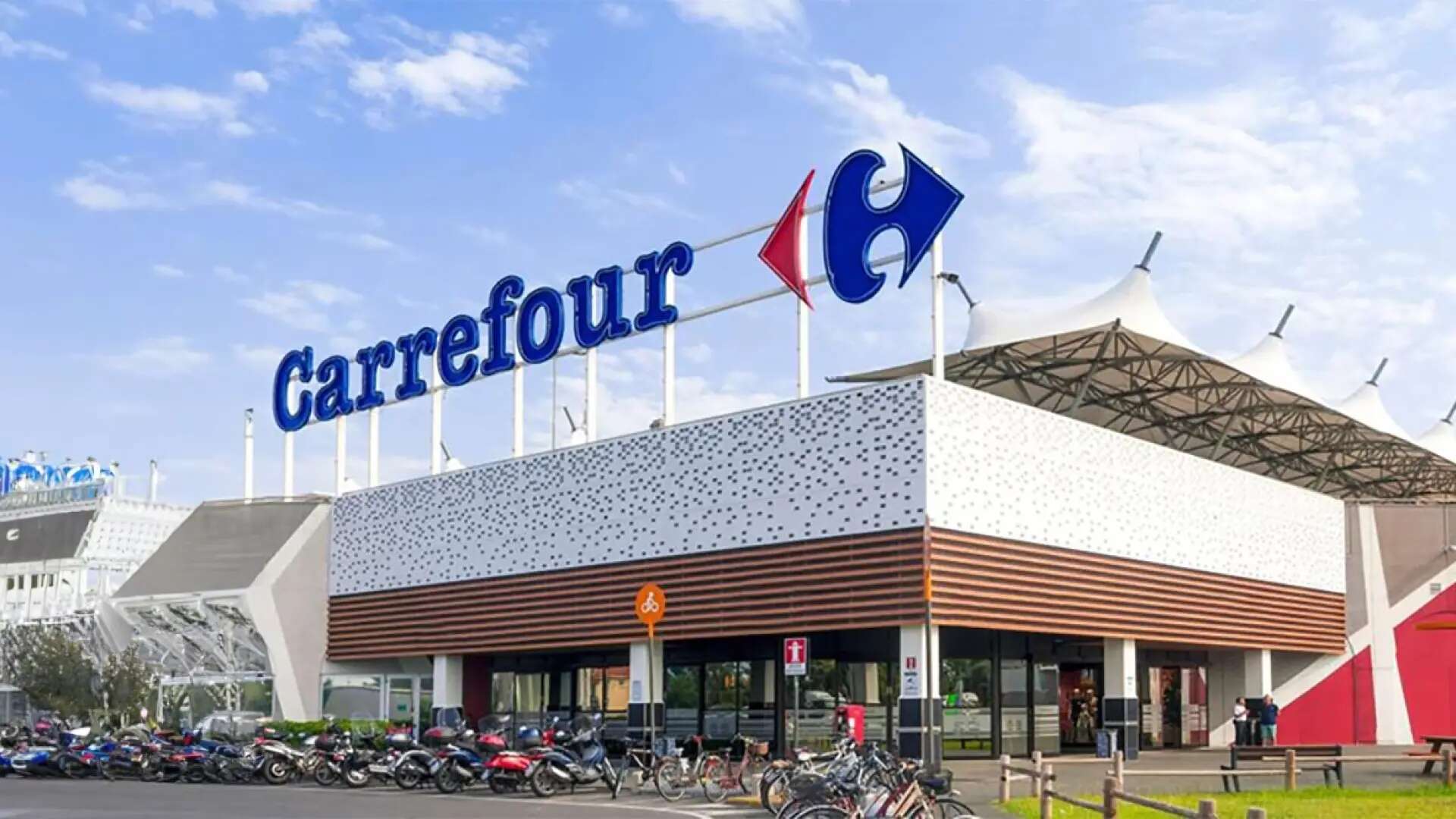 Unos viajeros comparan los precios de un Carrefour español con uno francés: ¿Cuál es más barato?