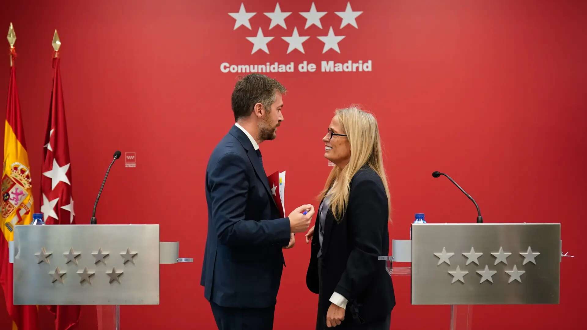 Madrid usará un lenguaje sencillo en las normas tributarias y lanzará la carpeta fiscal ciudadana