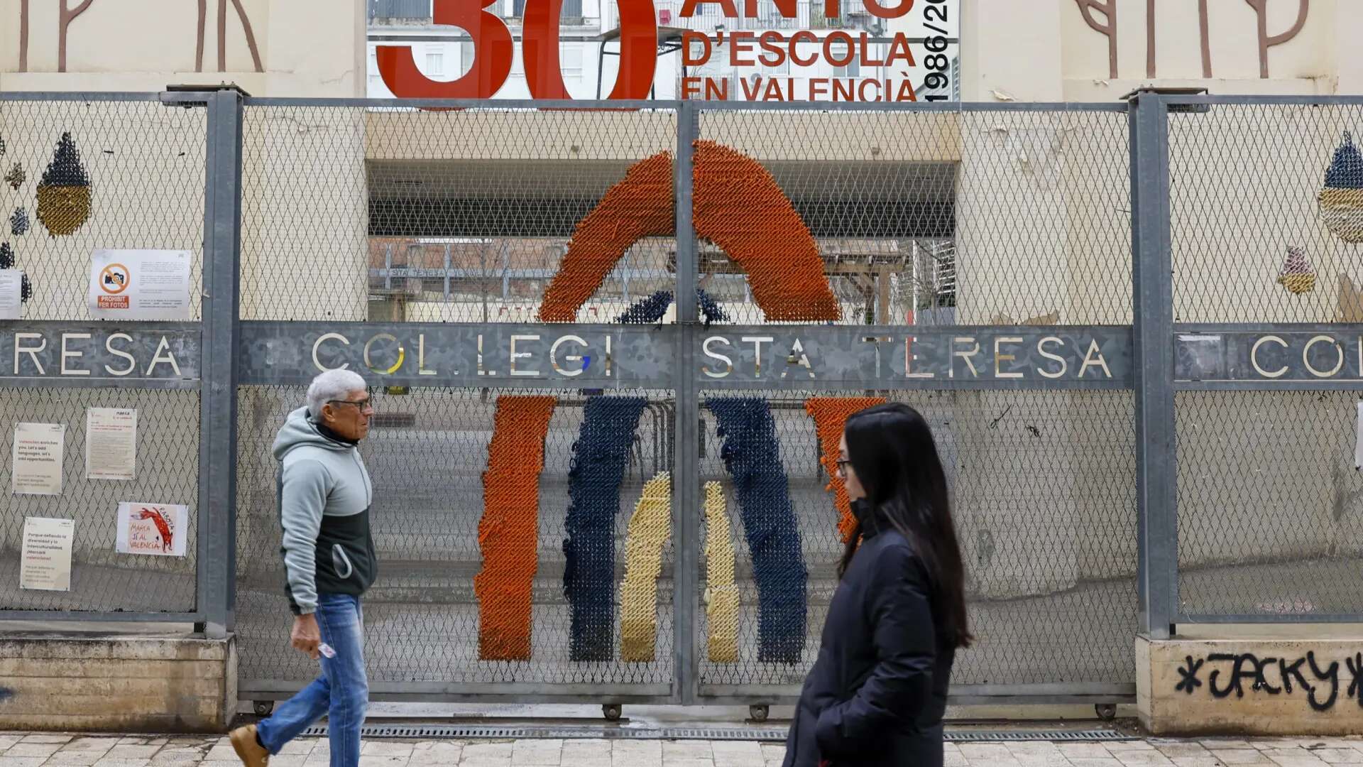 El valenciano se impone por la mínima en la consulta sobre la lengua en la enseñanza