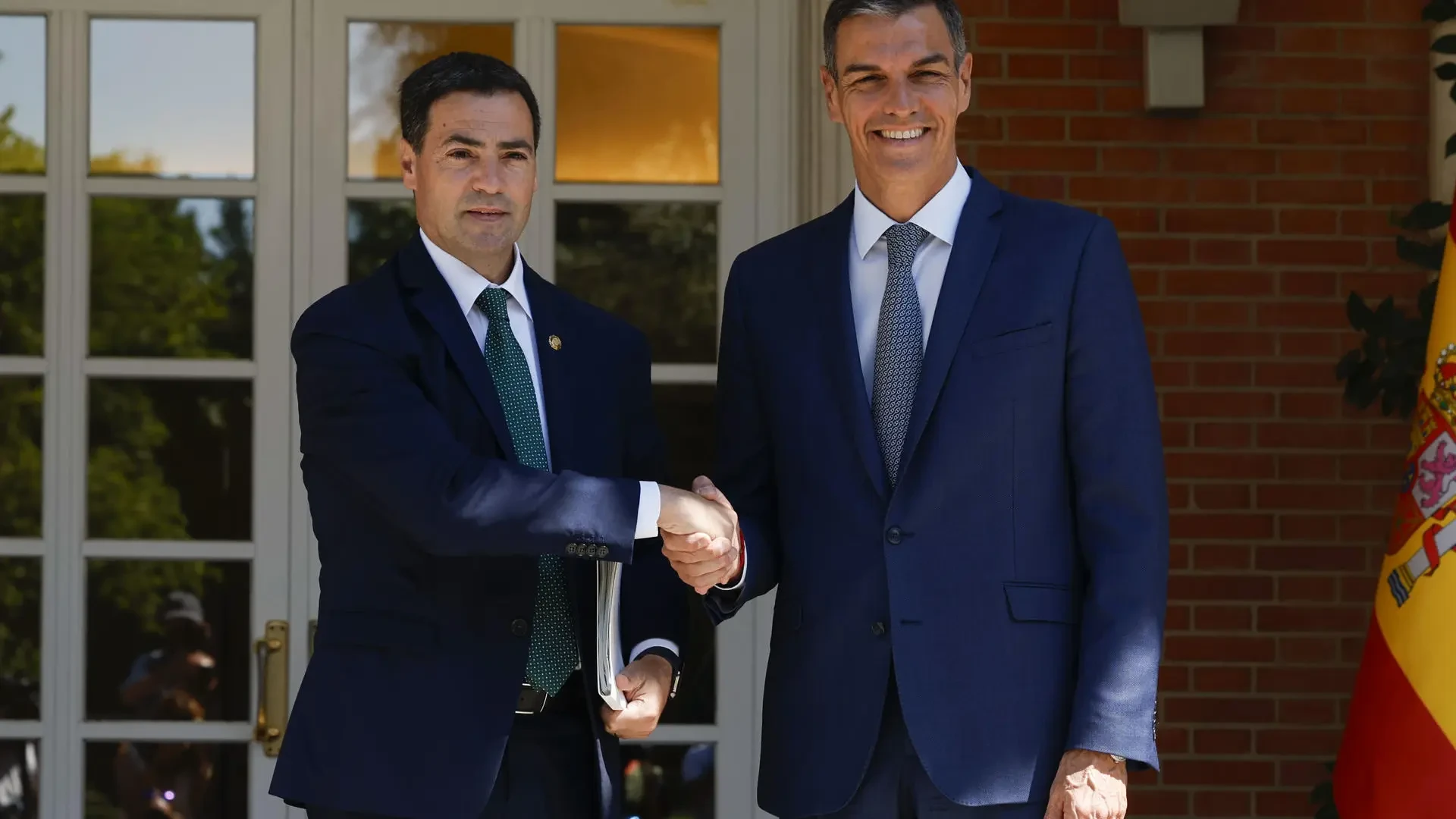 Sánchez pacta ceder por primera vez al País Vasco la gestión de parte de la Seguridad Social