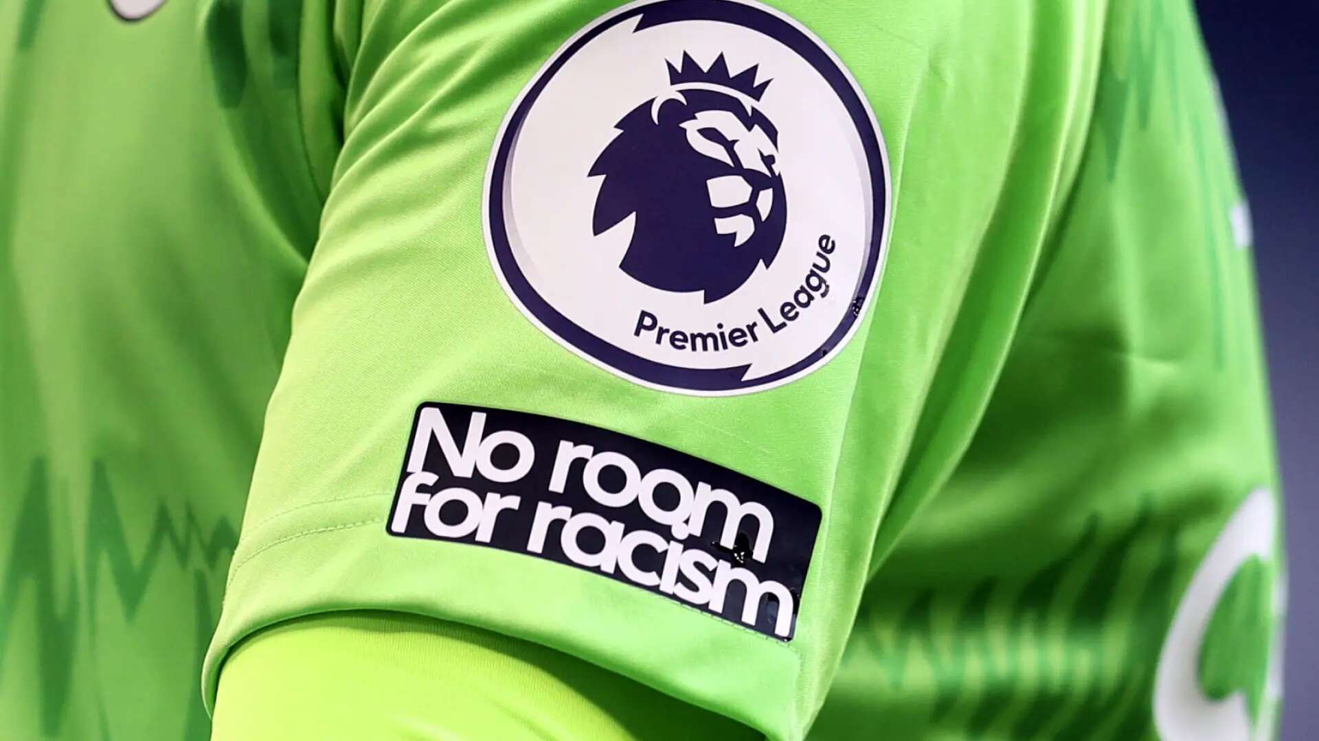 Un futbolista de la Premier League, interrogado tras ser acusado de violar y agredir sexualmente a 4 mujeres