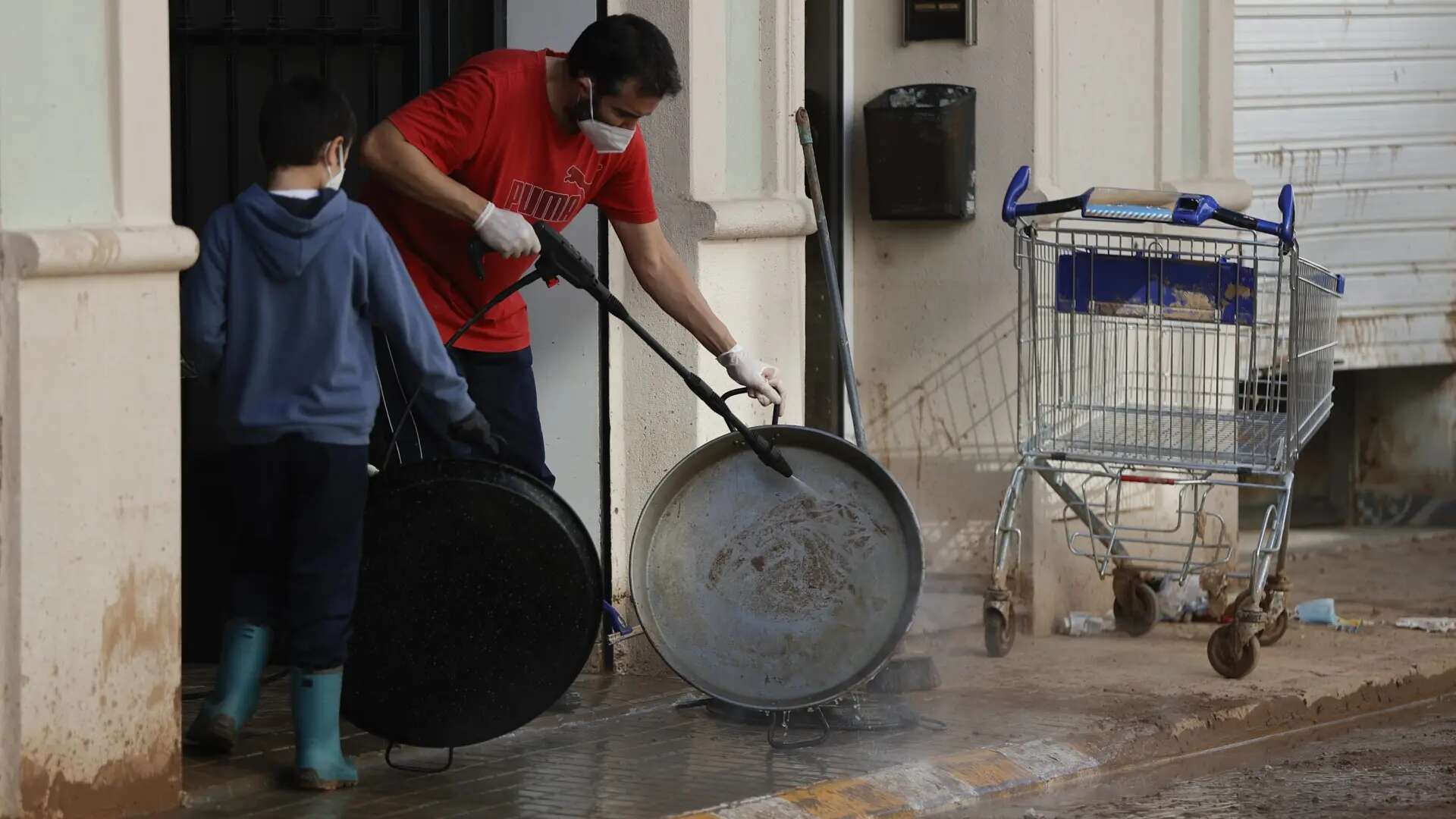 Massanassa sigue sin atisbar la normalidad tras las riadas: 