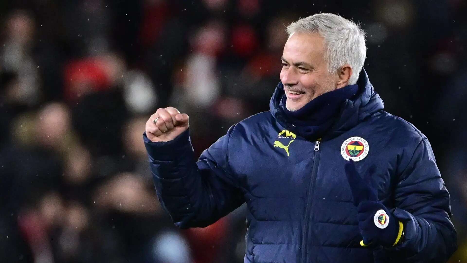 El Fenerbahçe se vuelca con Mourinho tras sus polémicas declaraciones del derbi ante el Galatasaray: 