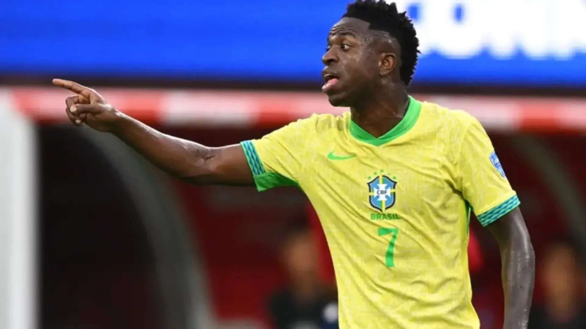 Duras críticas contra Vinícius en Brasil tras la derrota ante Paraguay: 