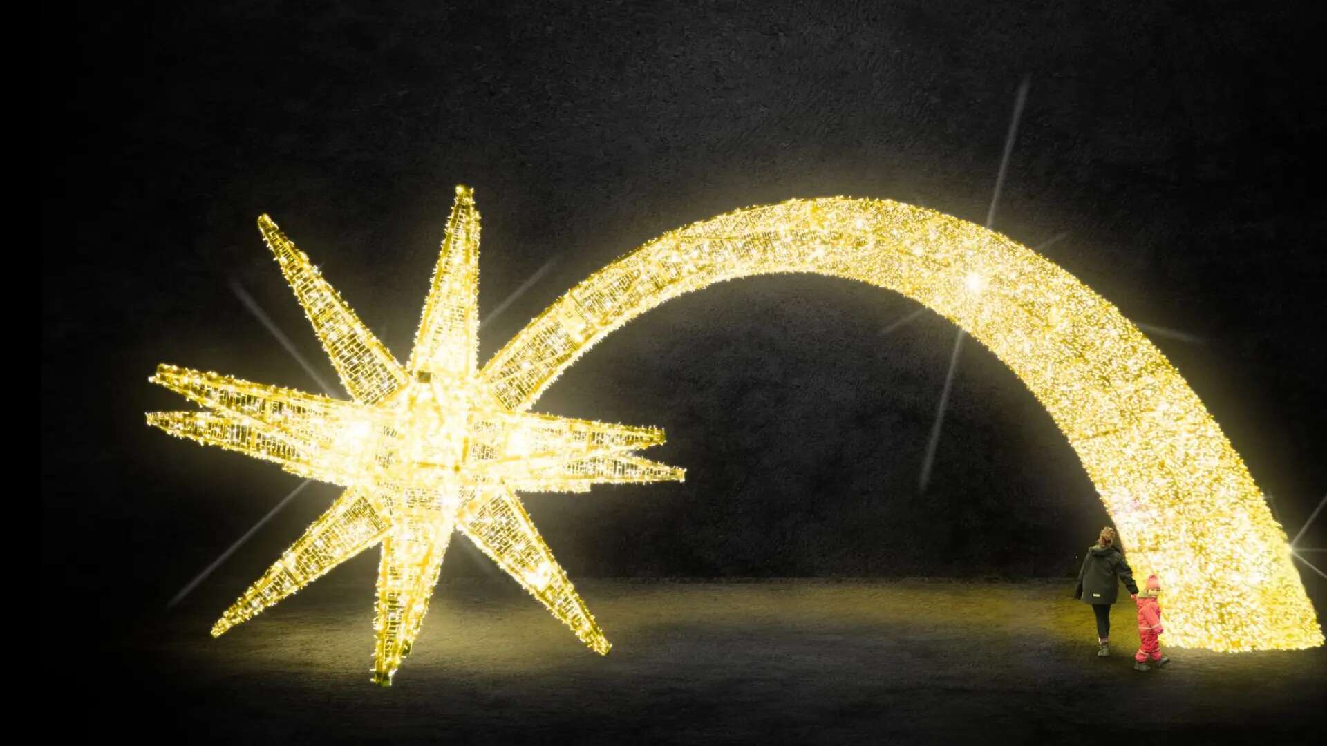 Una gran estrella de 18 metros iluminará Cea Bermúdez por primera vez esta Navidad