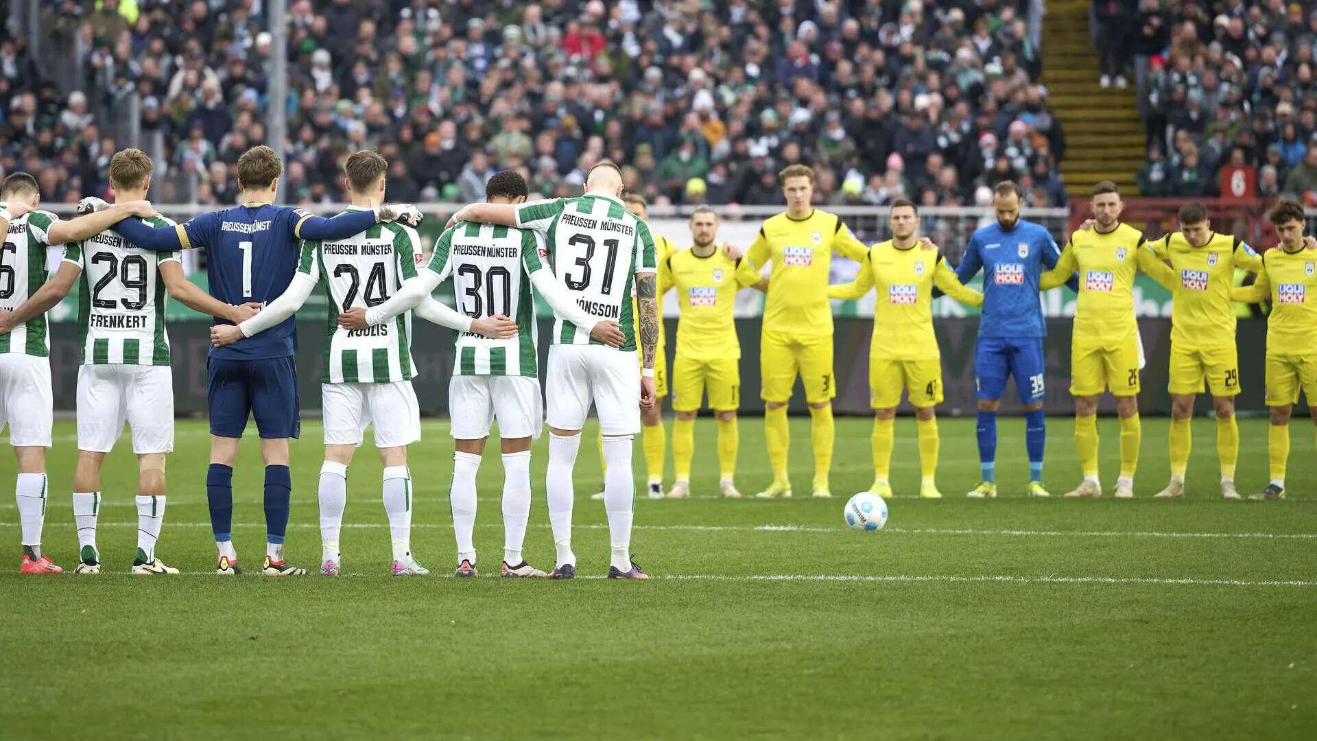 La Bundesliga pide minutos de silencio en todos los partidos tras el atropello masivo en Alemania