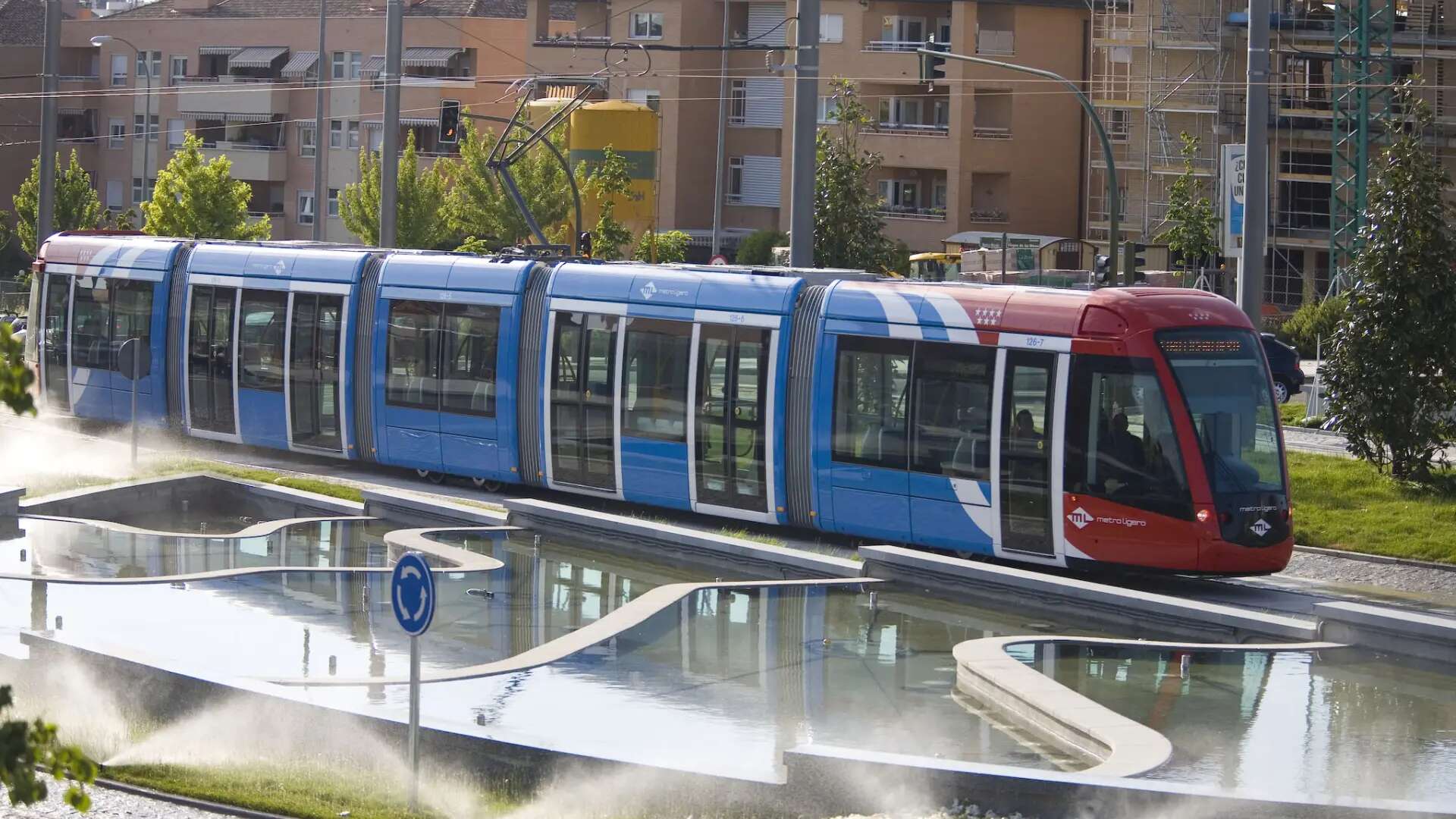 Metrosur y Metro Ligero Oeste se refuerzan para reducir el tráfico en Boadilla ante las obras de la A-5