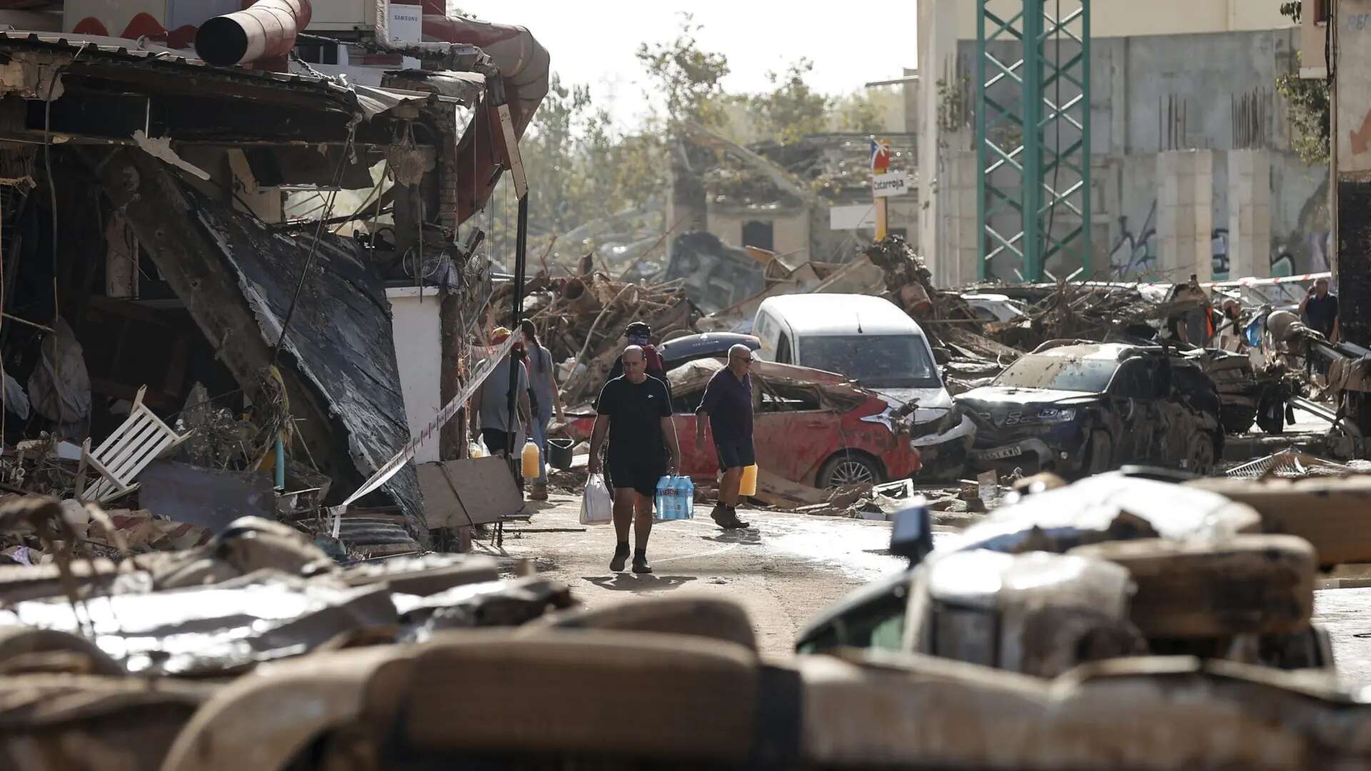 La DANA del siglo arrasa l’Horta Sud y deja ya 92 muertos