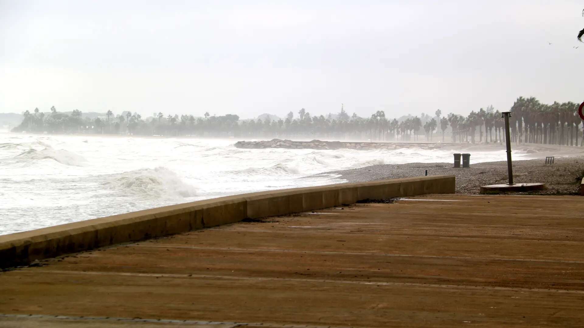 Cataluña alerta de lluvias torrenciales por la DANA en el Baix Ebre, Montsià y Terra Alta: ordenan la restricción de la movilidad