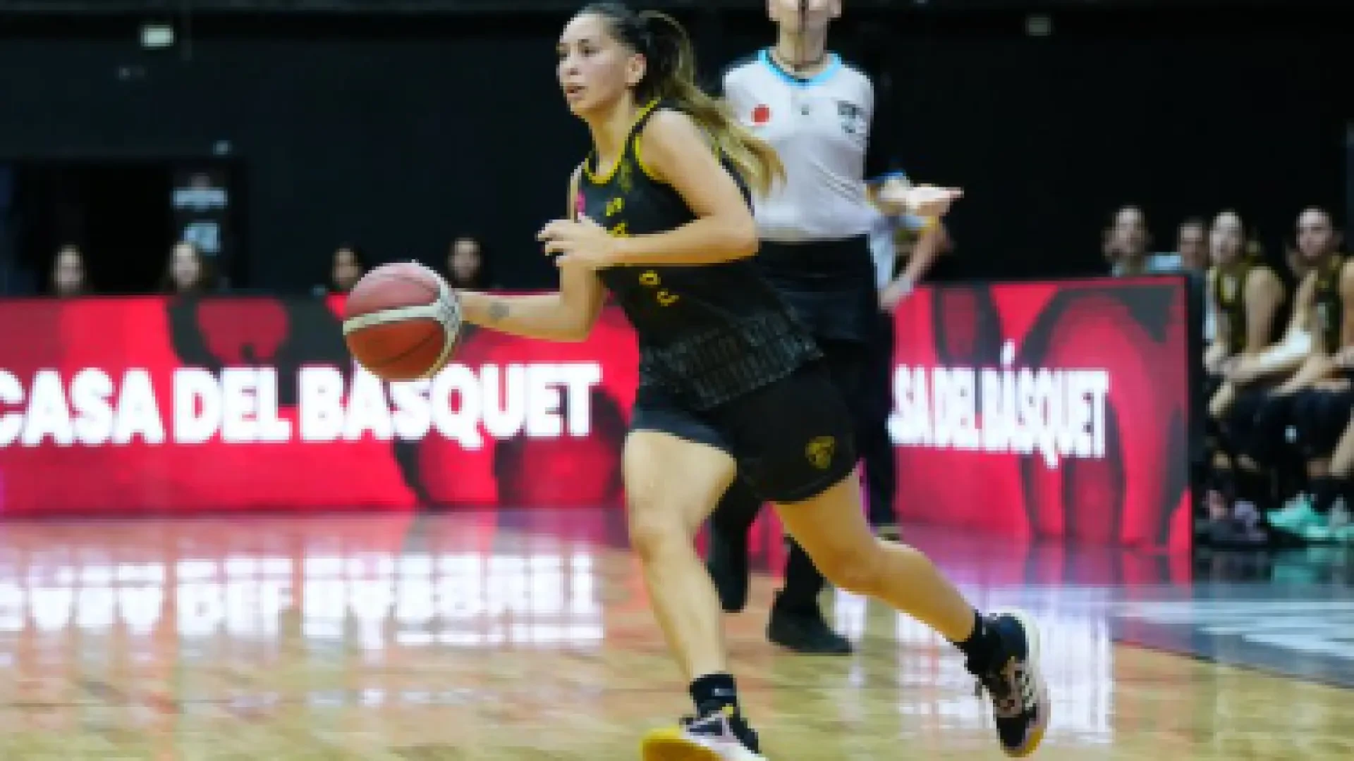 Muere a los 24 años la joven promesa de baloncesto Wanda López tras ser arrollada por un tren