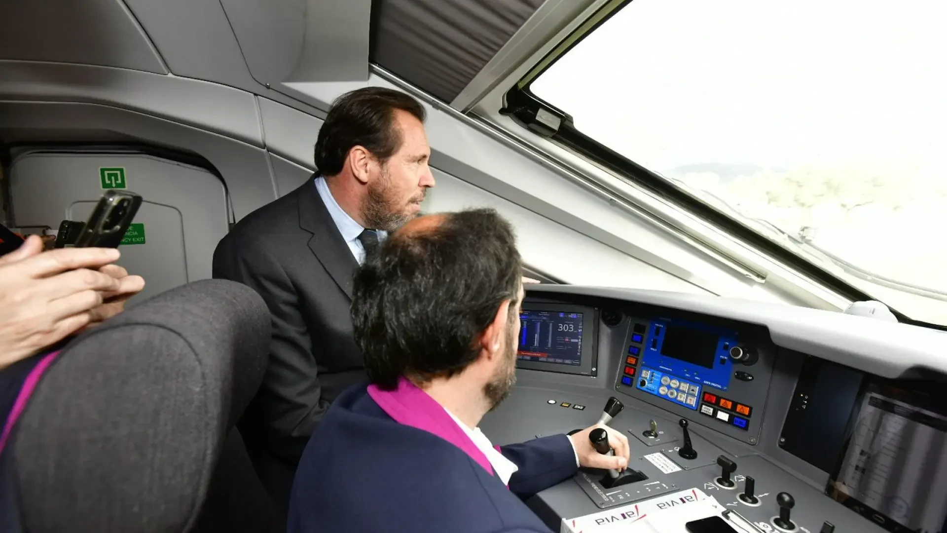 El PP pedirá este martes al Congreso que repruebe a Puente y le exige un plan de atención urgente a pasajeros ante incidencias