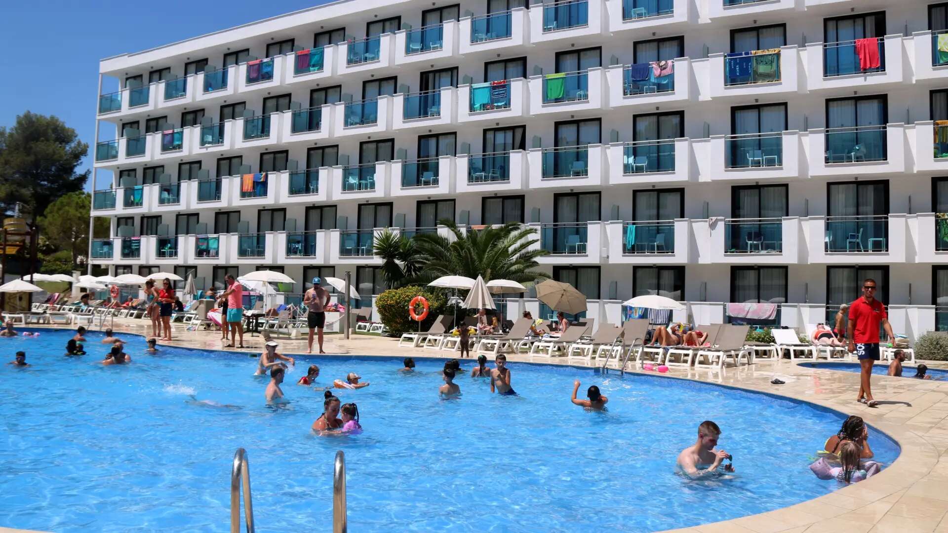 Los hoteles elevaron un 7,8% sus ingresos en agosto pese al 'pinchazo' del turismo nacional