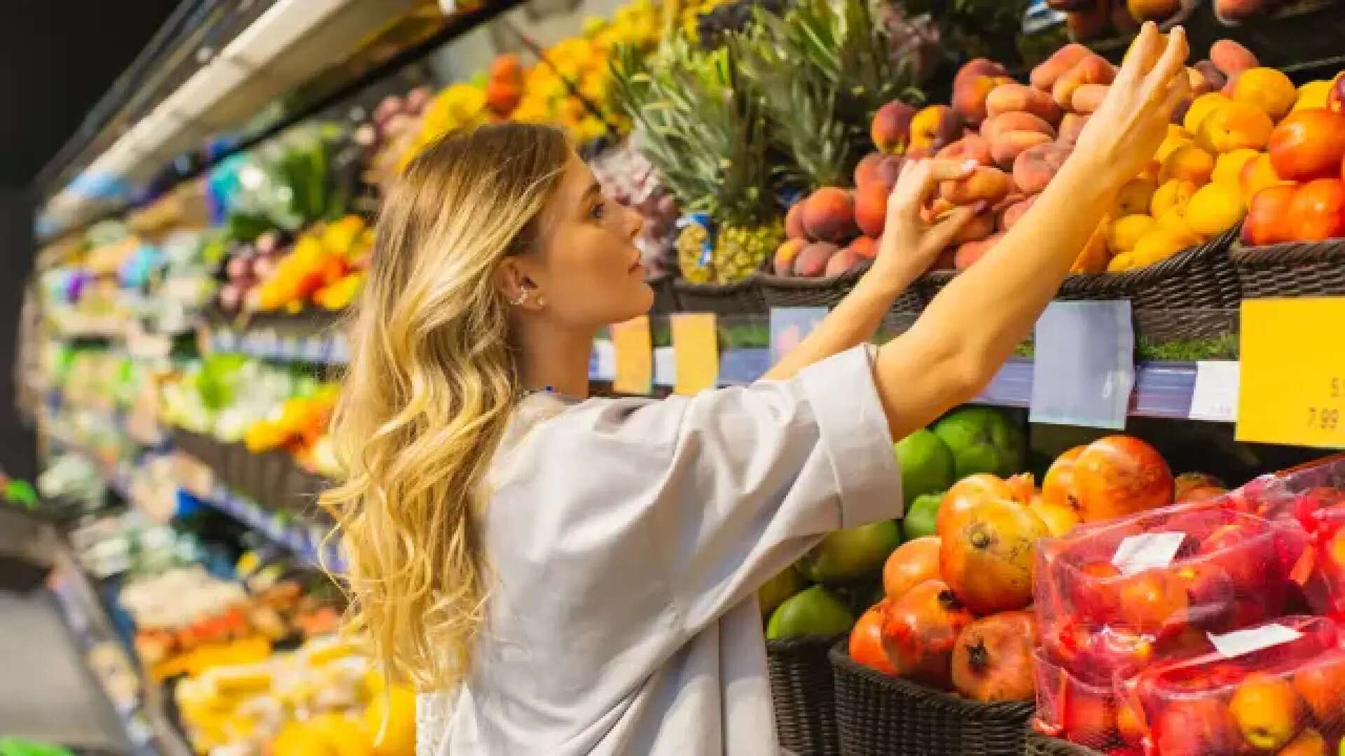 La fruta llena de vitaminas que fortalece los huesos, crea músculo y ayuda a adelgazar