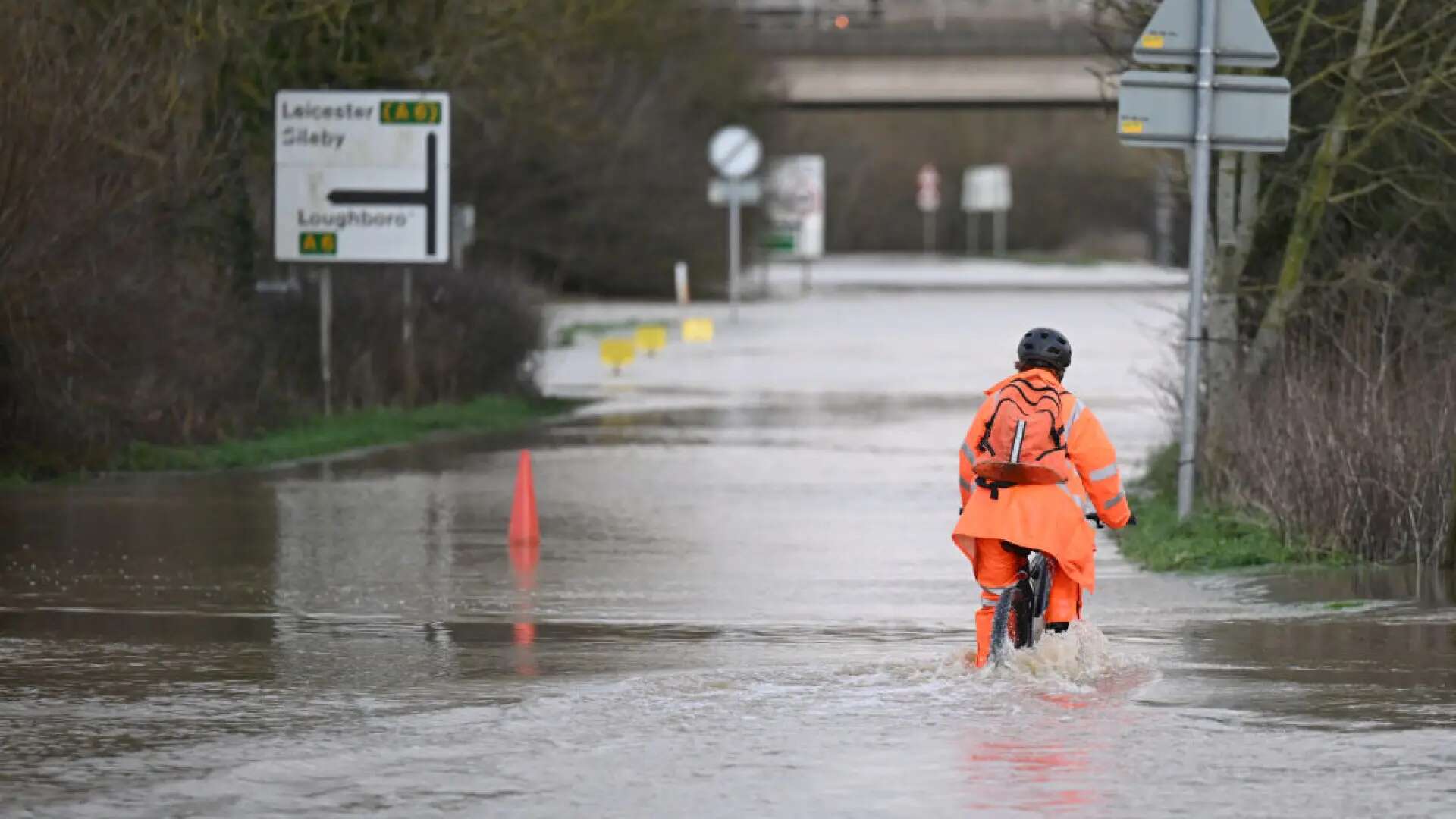 El clima extremo no da tregua a Reino Unido: alertas por inundaciones en el norte y centro del país