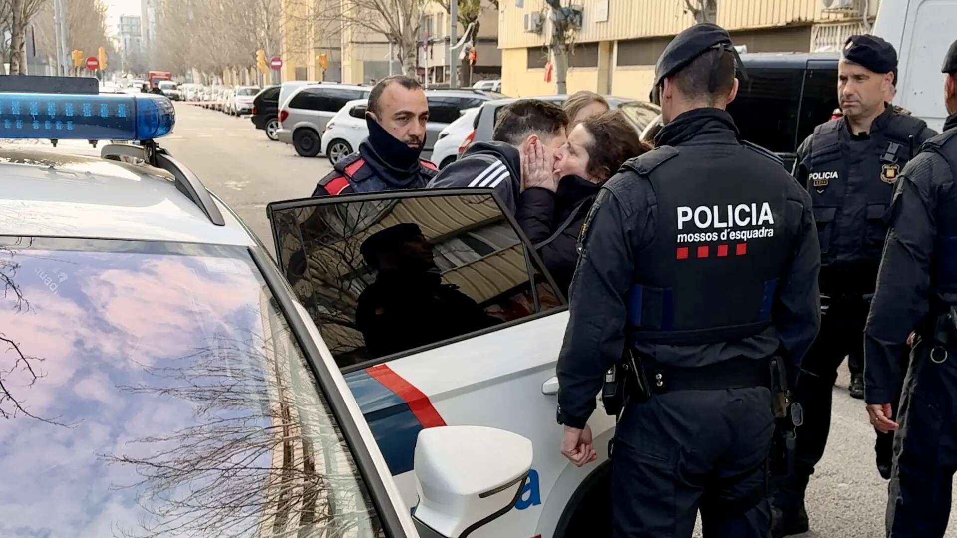 Diez detenidos en un dispositivo en el barrio de La Mina relacionado con el tiroteo del 7 de enero y el tráfico de drogas