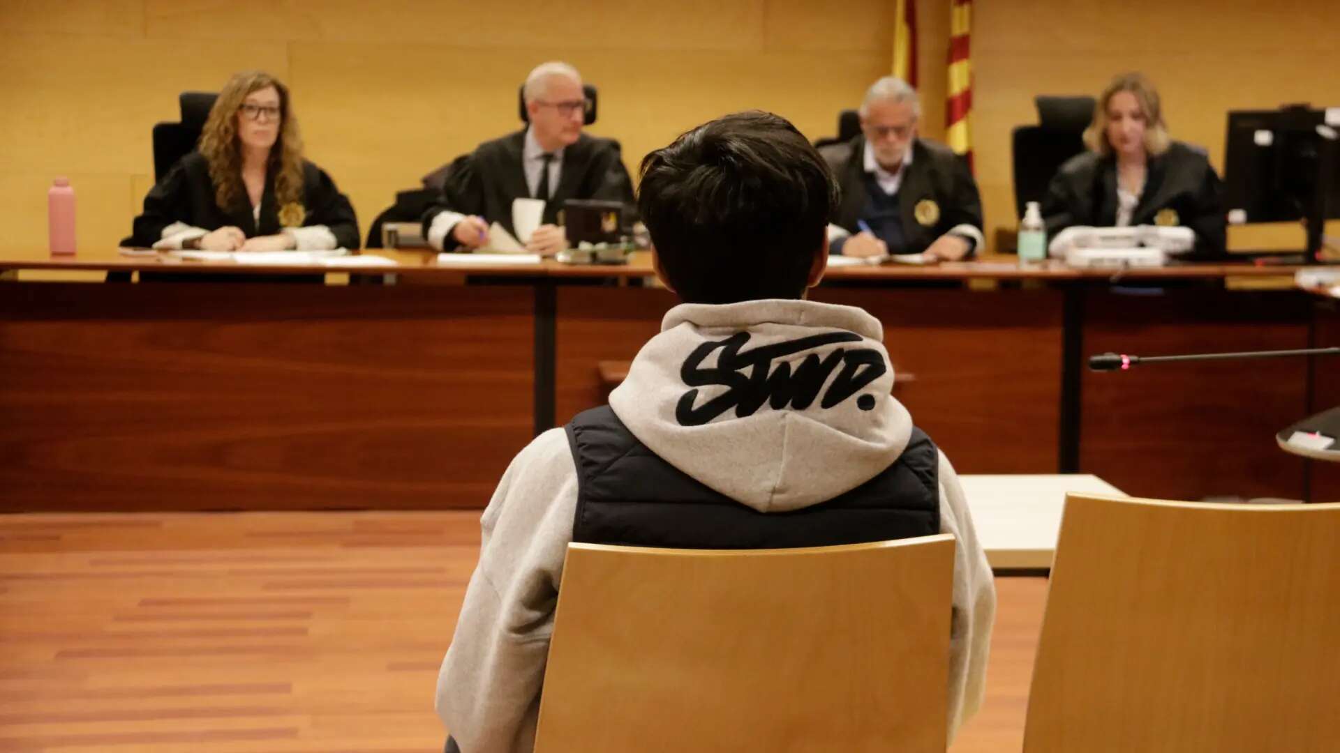 Evita la prisión tras abusar sexualmente de su pareja de 13 años cuando estaba bajo el efecto de marihuana en Lloret de Mar