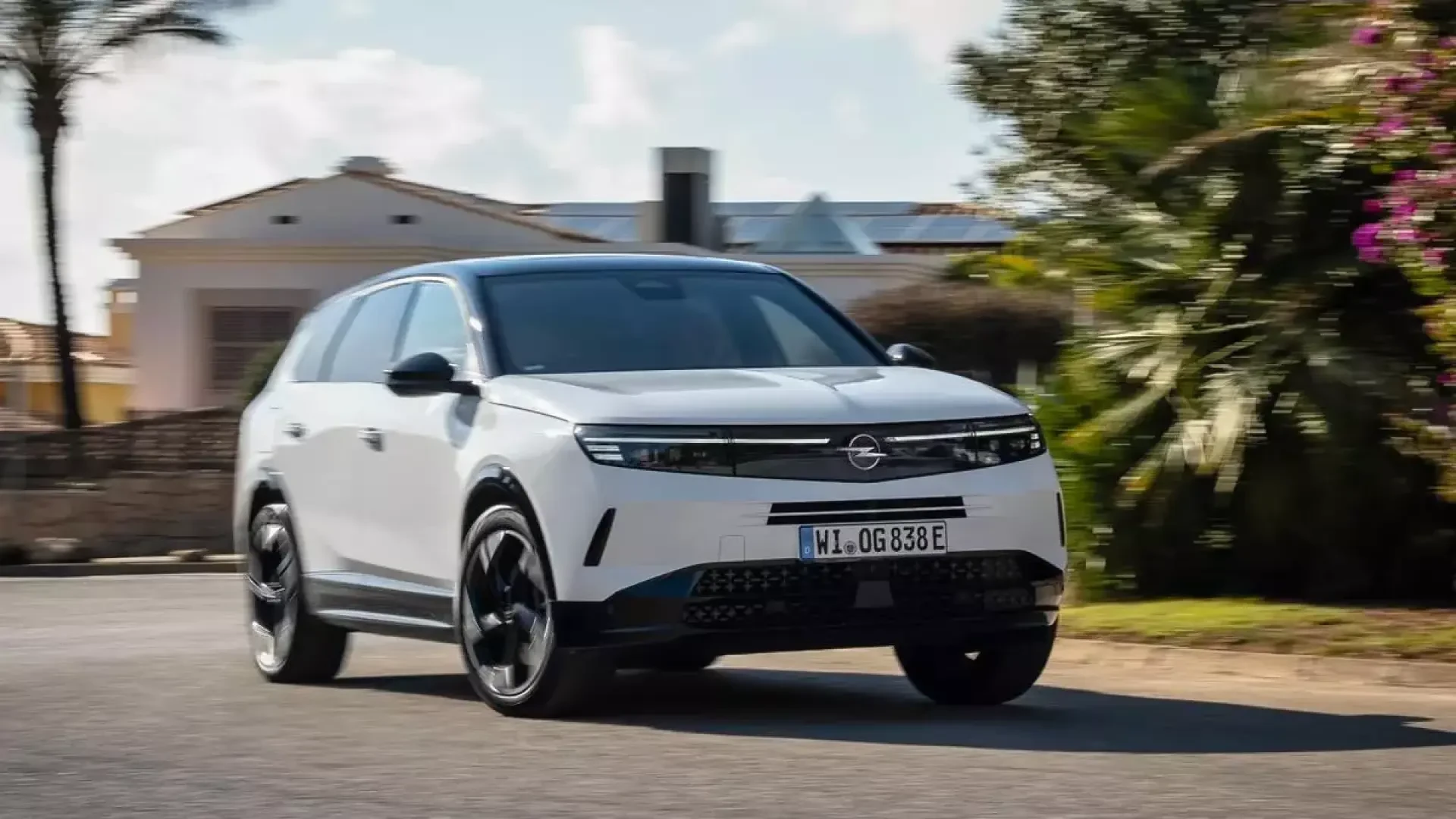 Nos ponemos al volante del nuevo Opel Grandland híbrido enchufable: ¿es esta la versión con más sentido dentro de la gama?