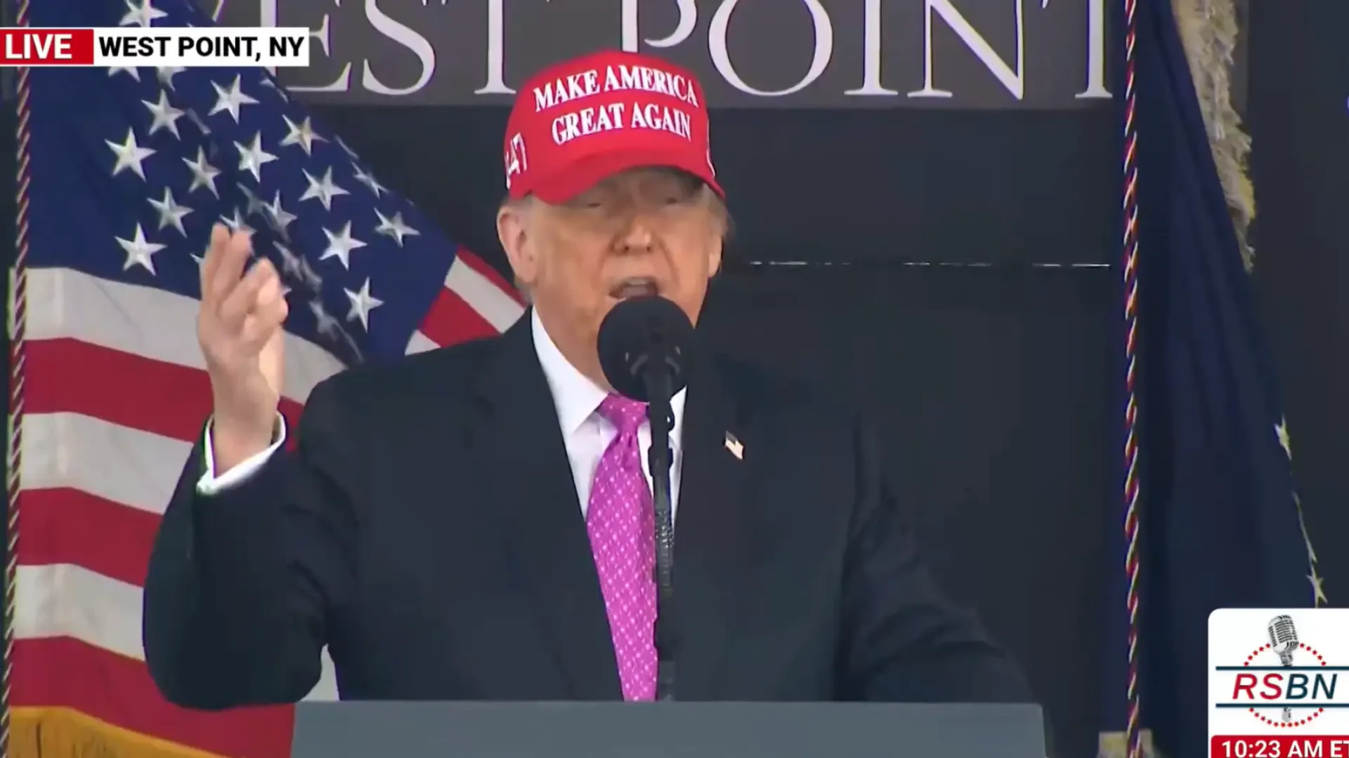 Trump arremete contra los militares transgénero: 