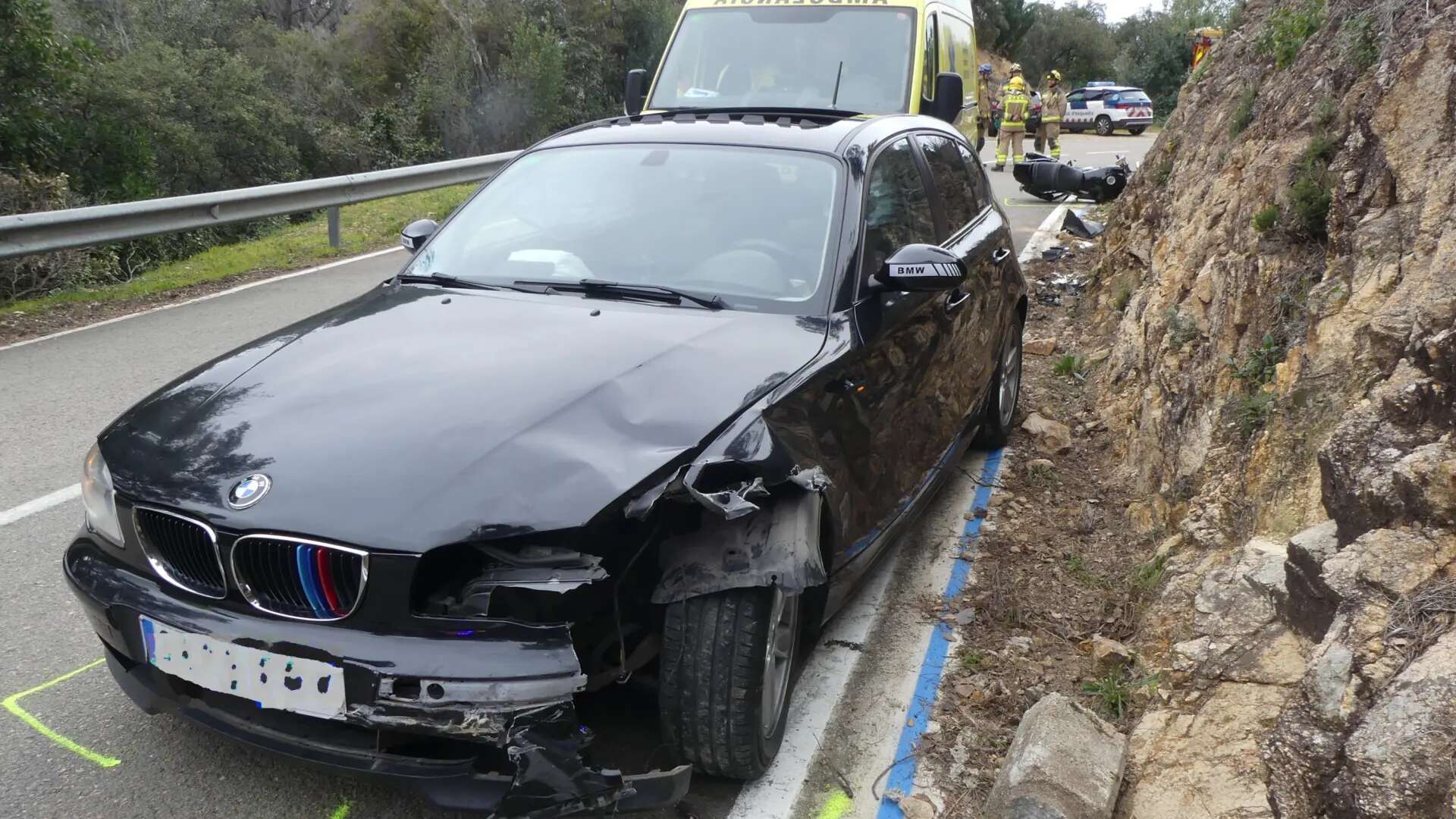 Detenido por conducir temerariamente por una carretera de curvas en Santa Cristina d'Aro y dejar herido grave a un motorista