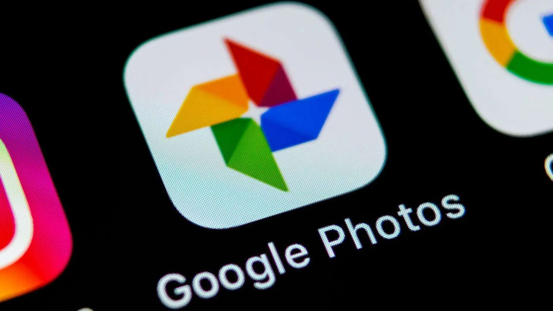 Google Fotos etiquetará las imágenes de tu galería editadas con IA: así se verán