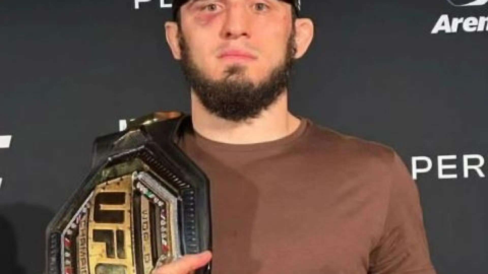 Makhachev y un posible combate contra Topuria: 