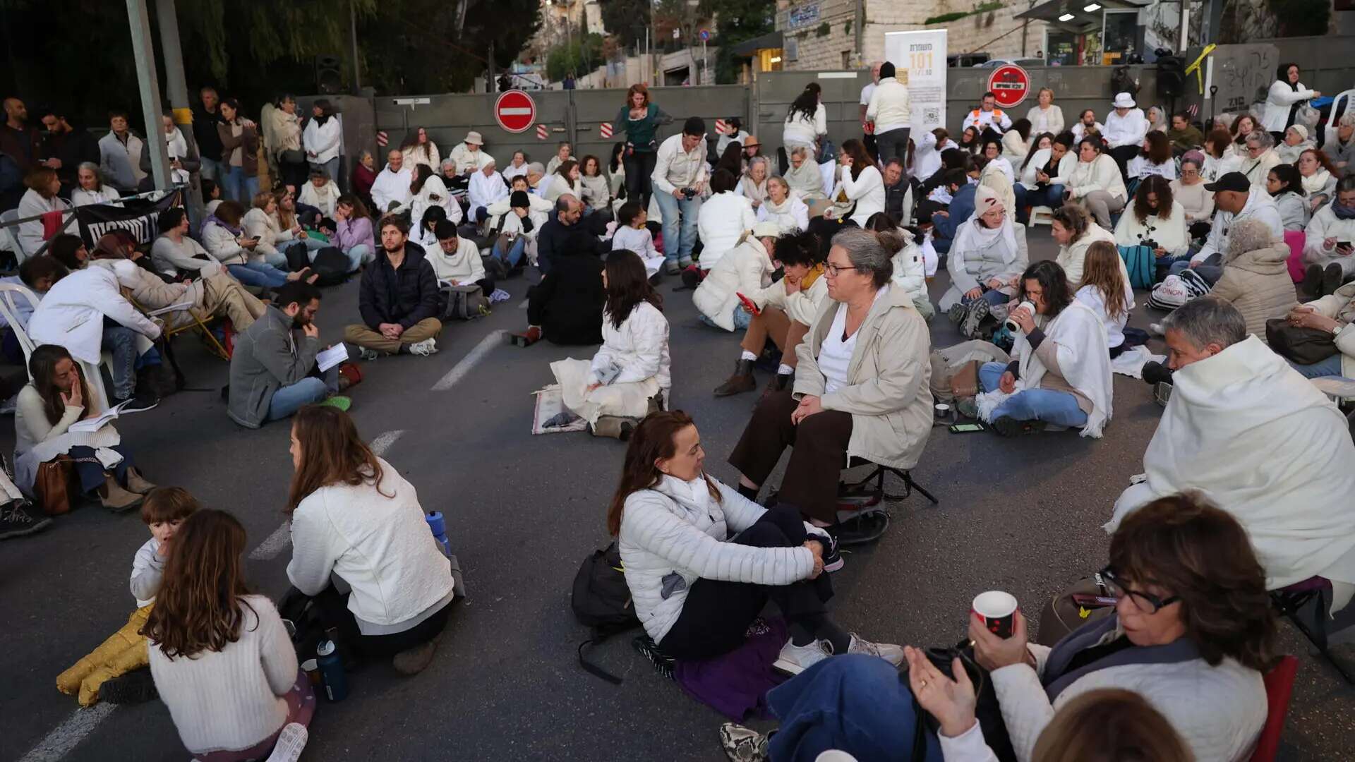 Liberación de rehenes, control del corredor Filadelfia... Qué se sabe del plan de alto el fuego que se está negociando para Gaza