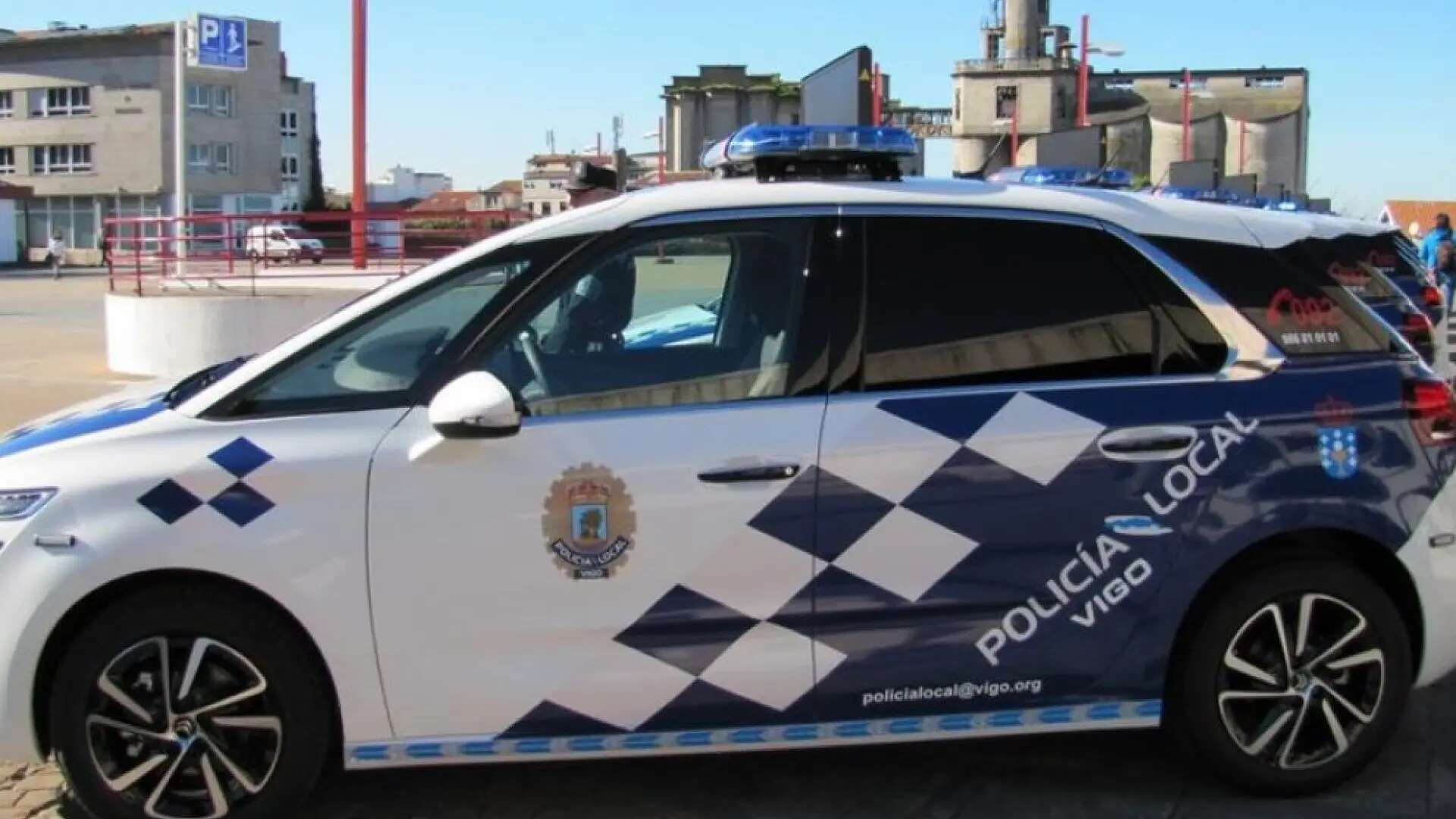 Detenido un octogenario en Vigo por agredir a su mujer: la apretó del cuello mientras la amenazaba con matarla