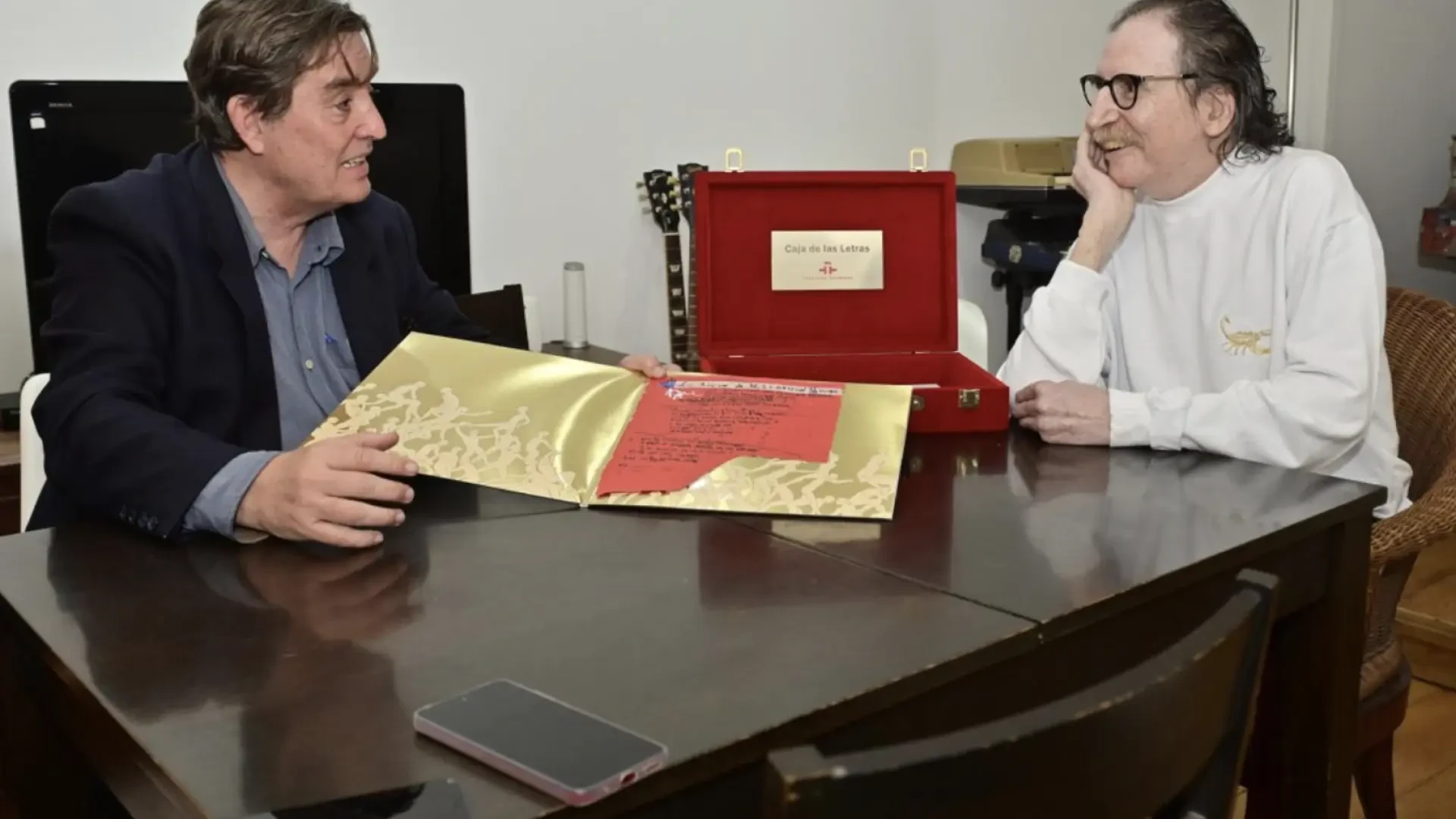 Charly García cede como legado un disco y letras de dos canciones al Instituto Cervantes