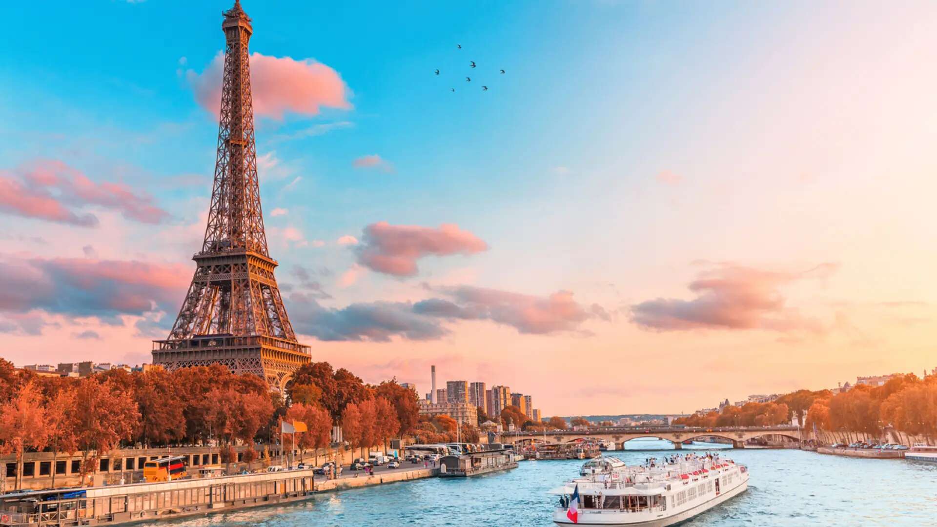 Cinco trucos para ahorrar dinero en tu viaje a París