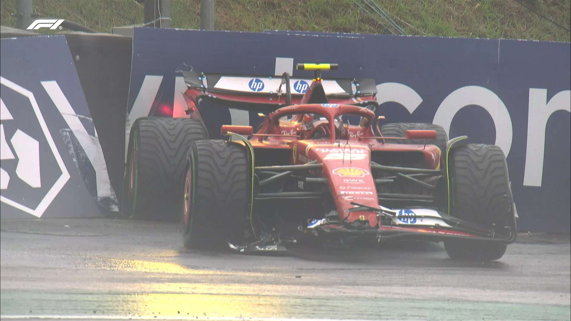 Carlos Sainz se disculpa con Ferrari tras el GP de Brasil de F1: 