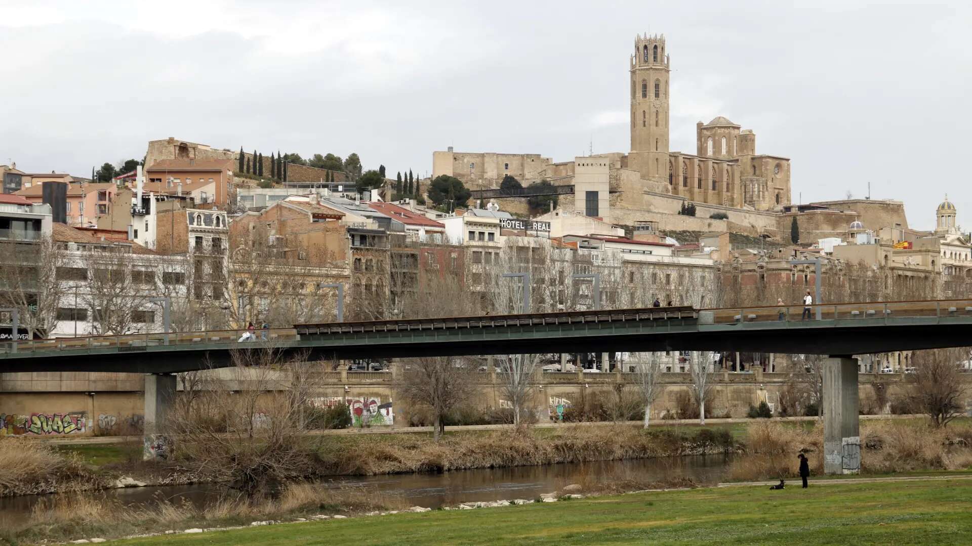 Piden 10 años de prisión para un hombre acusado de violar a una mujer en Lleida