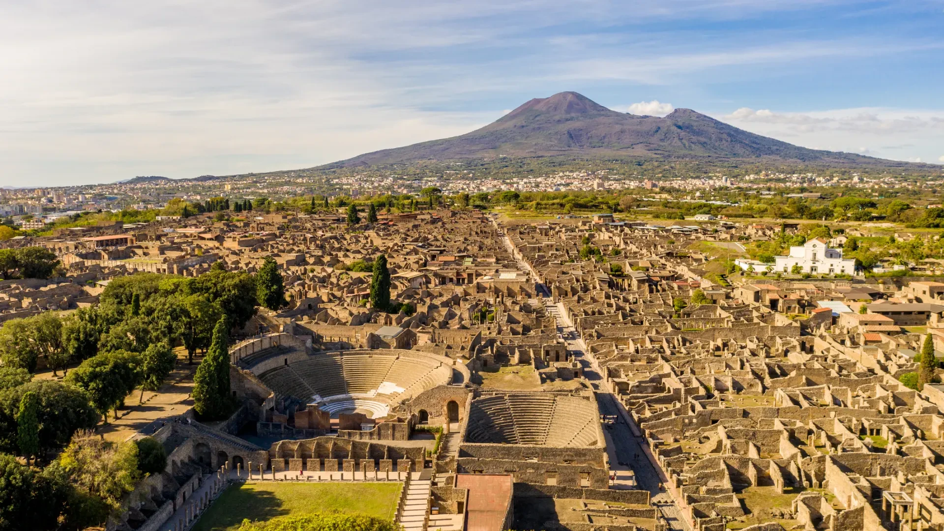 Cómo visitar Pompeya: horarios, tarifas y transporte para ir al yacimiento romano 