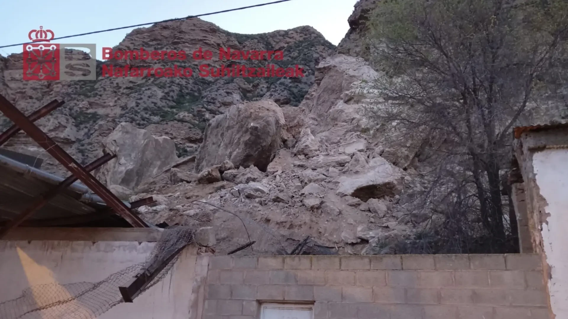 Desalojadas 13 personas por el deslizamiento de una ladera en un pueblo de Navarra