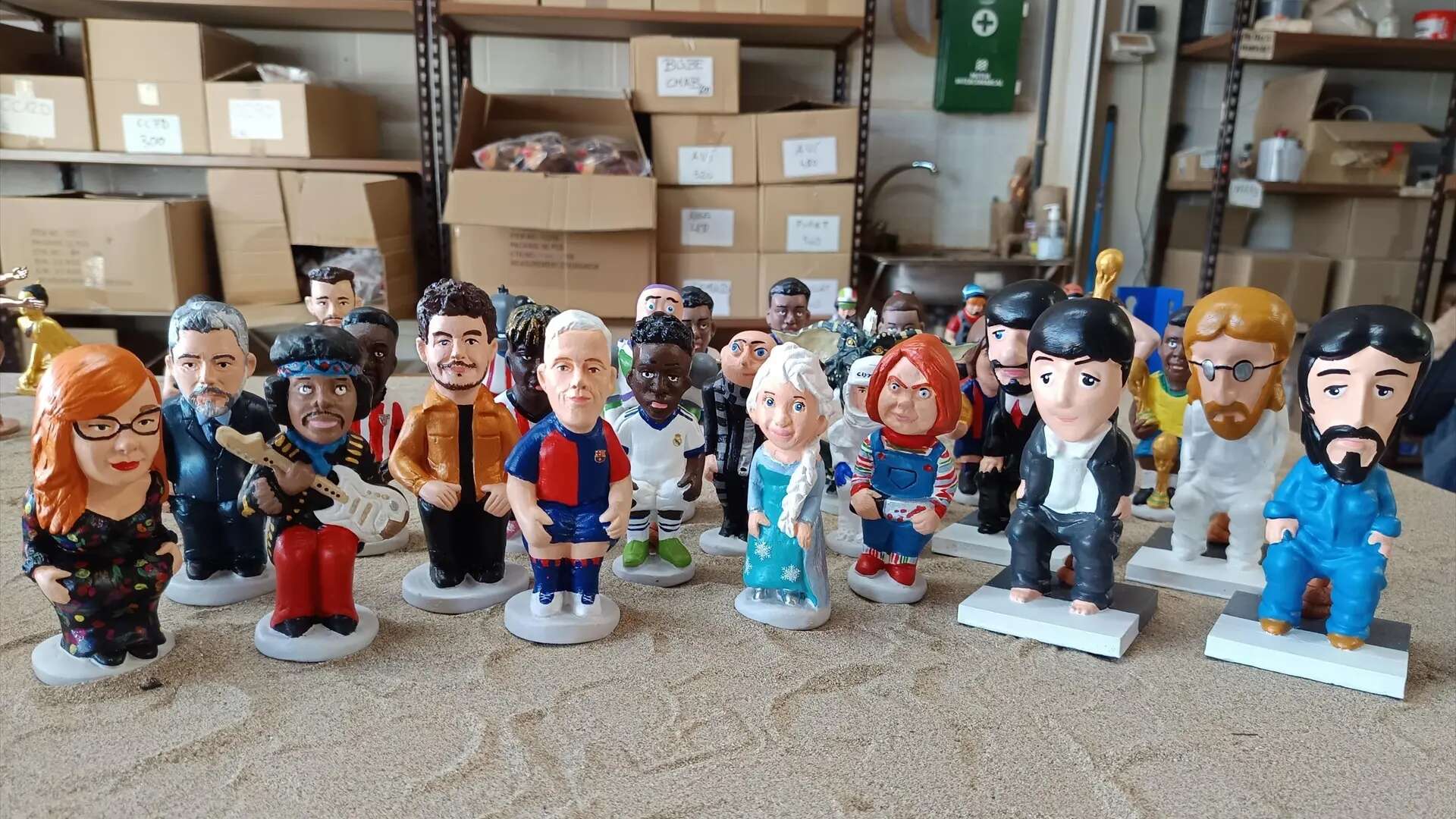 Dani Olmo, Vinícius, Jimi Hendrix, Miki Núñez y Toni Cruanyes, entre los nuevos 'caganers' para estas Navidades