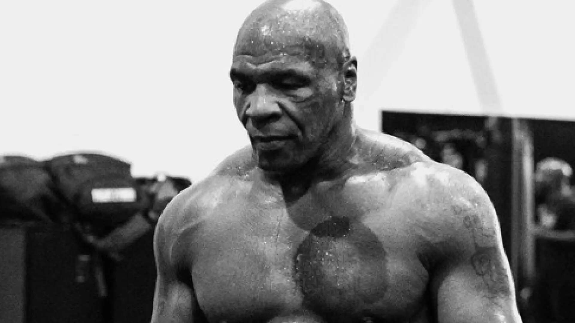 El impresionante físico de Mike Tyson antes de su pelea contra Jake Paul: 