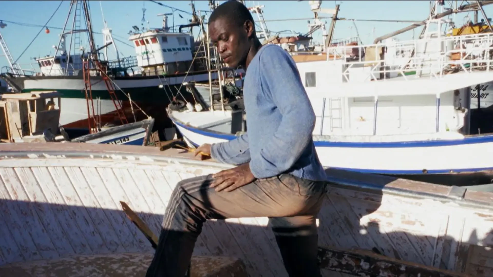 Un joven de Camerún graba en primera persona su viaje migratorio hasta llegar a España dos años después