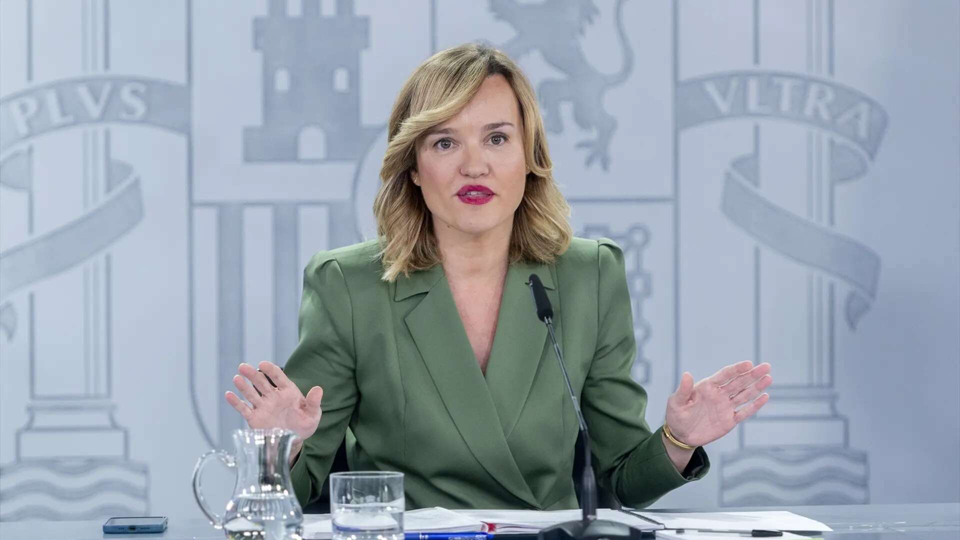 Pilar Alegría: 