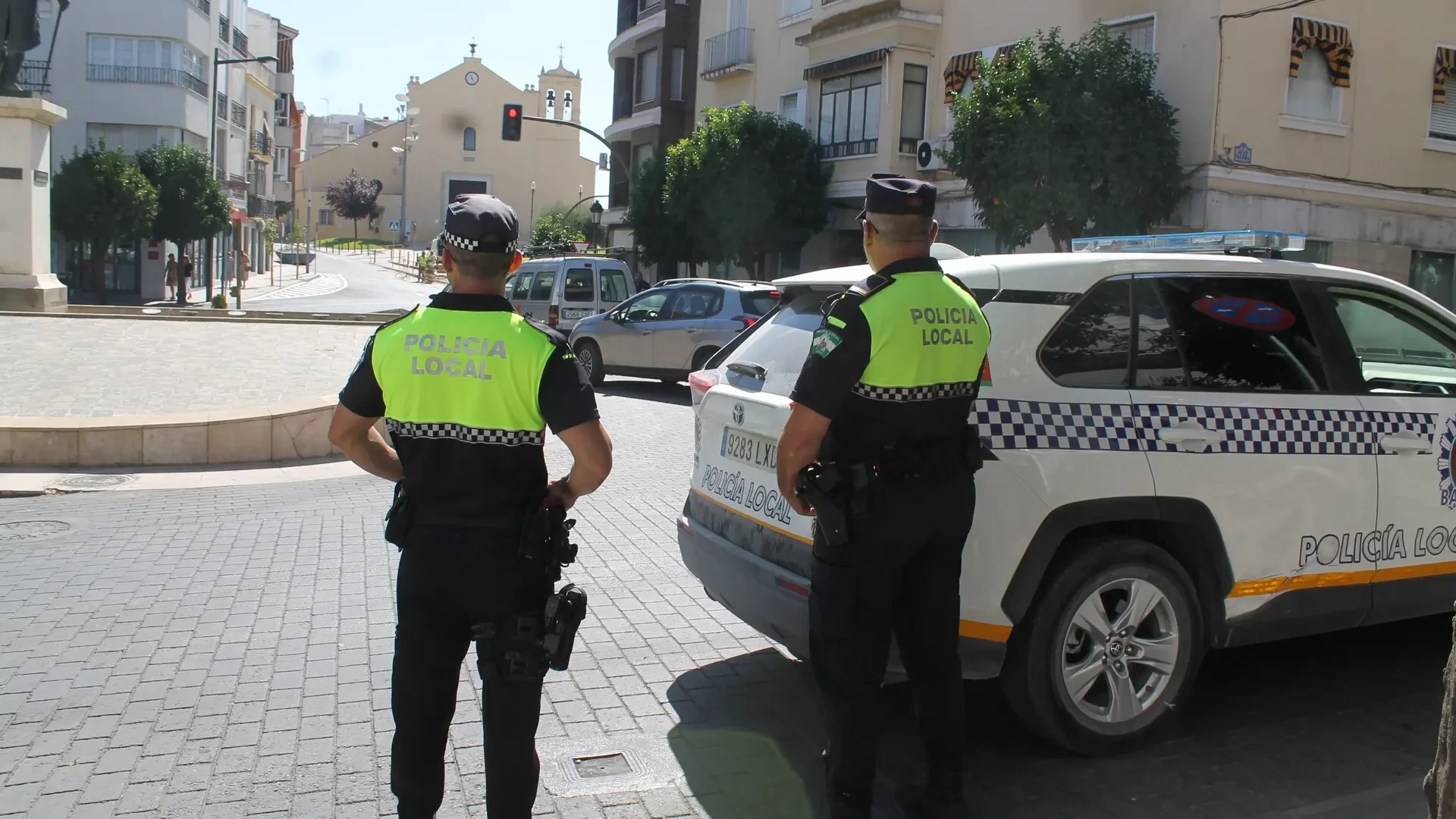 Prisión para un hombre detenido cuatro veces en 20 días por robar en comercios y casas de Baena