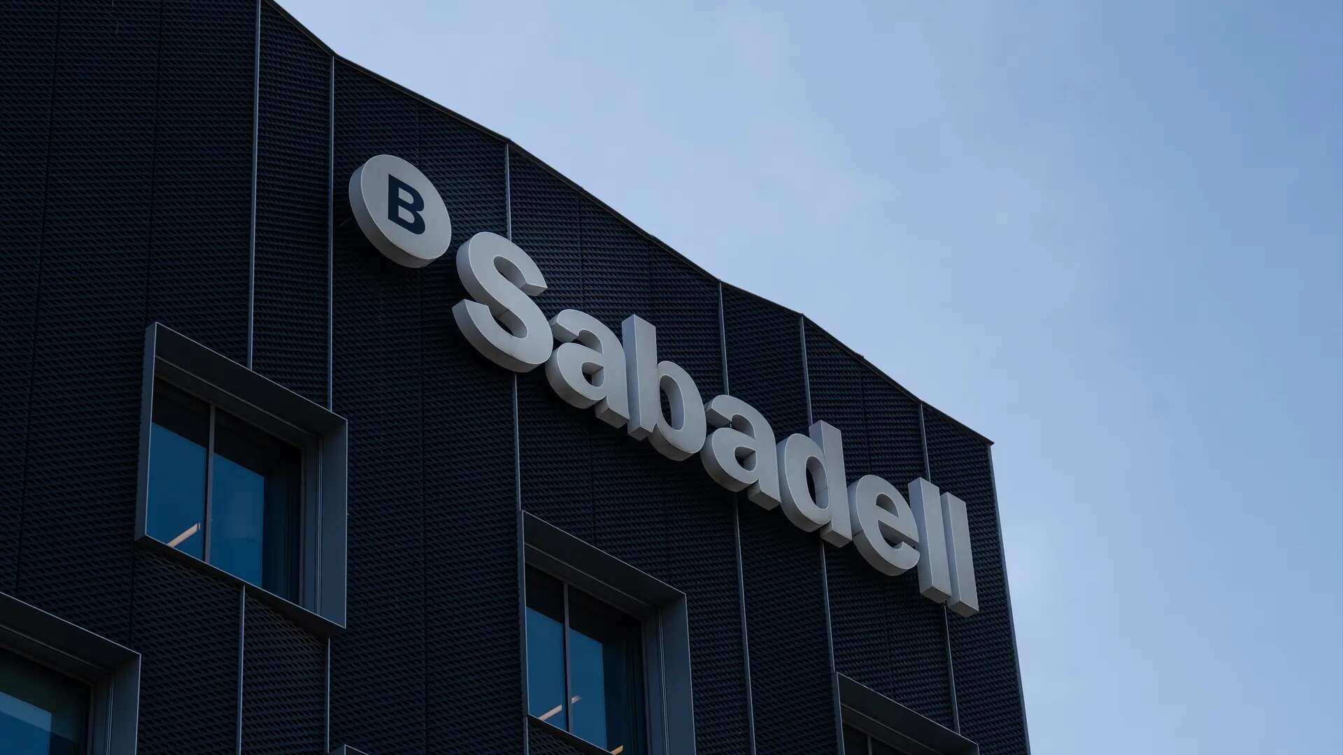 Últimos días para contratar la cuenta remunerada al 2,53% TAE del Sabadell y ganar más de 1.550 euros