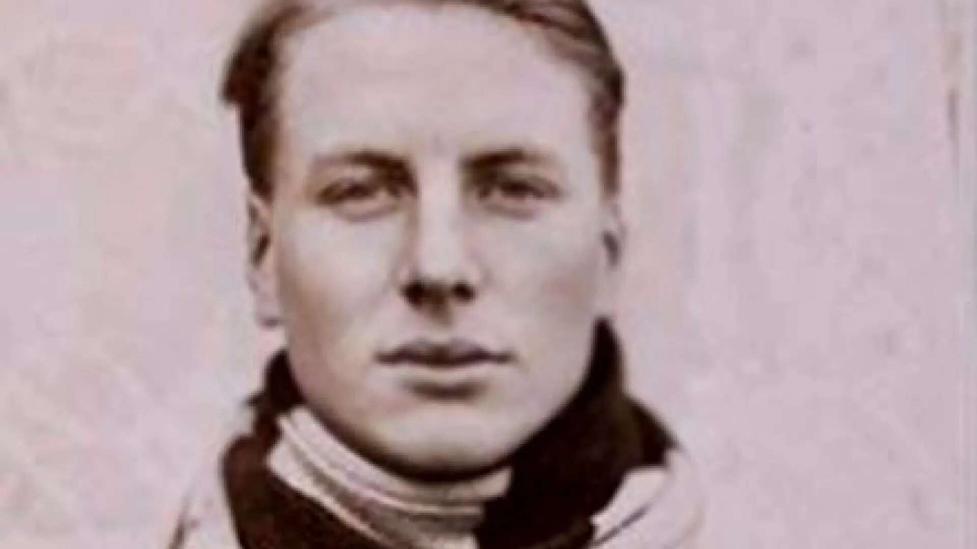 Hallan los restos de Andrew Irvine en el Everest, desaparecido hace 100 años en la mítica ascensión con Mallory hacia la cima