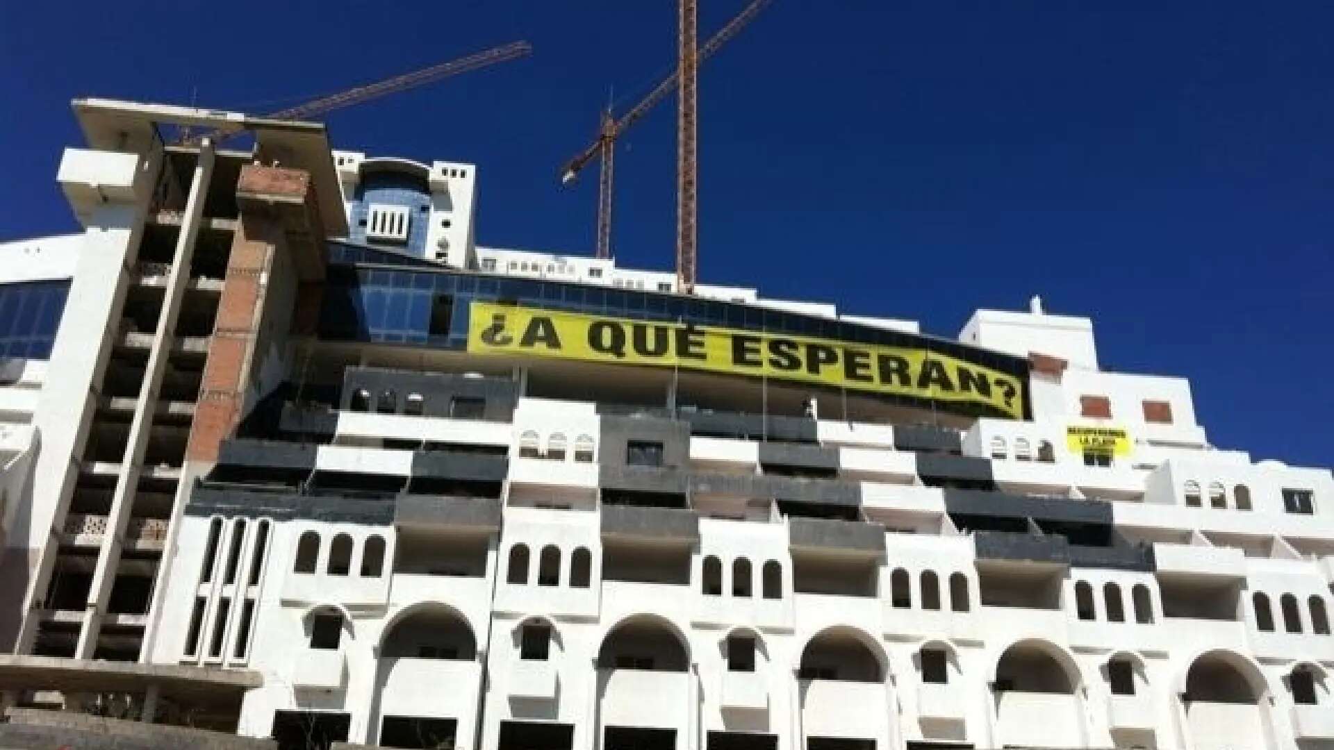 La negociación para demoler el Algarrobico encalla al insistir el Gobierno en la expropiación