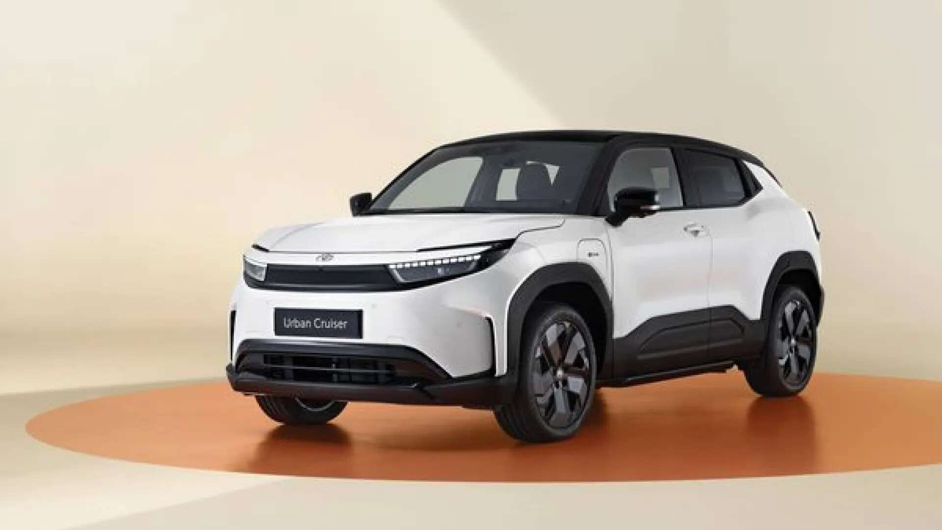 Toyota ya tiene listo el Urban Crusier, un SUV eléctrico que mira al Kia EV3