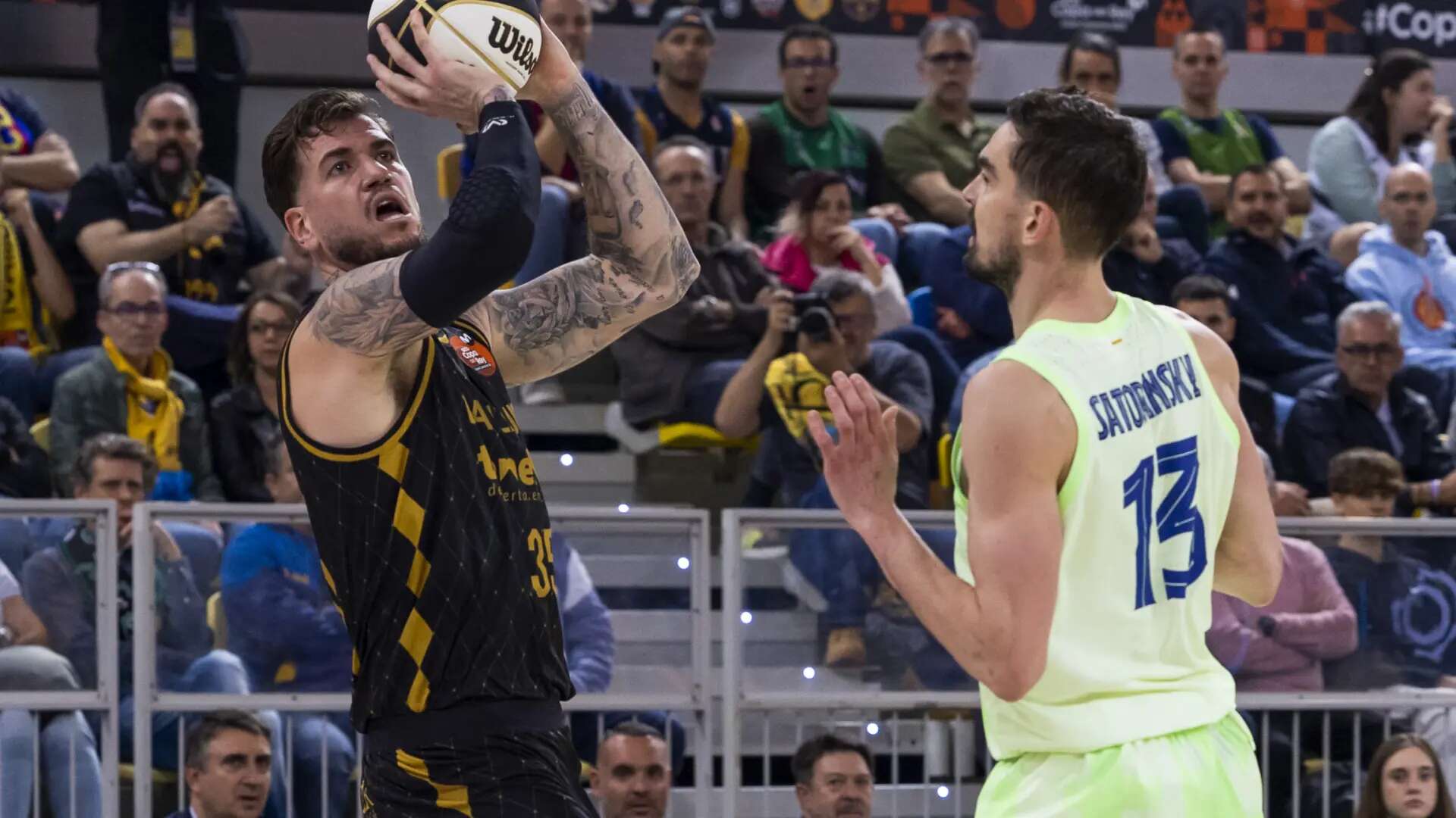 El Barça se estrella en cuartos de la Copa del Rey ante el CB Canarias, que se medirá al Unicaja en semifinales